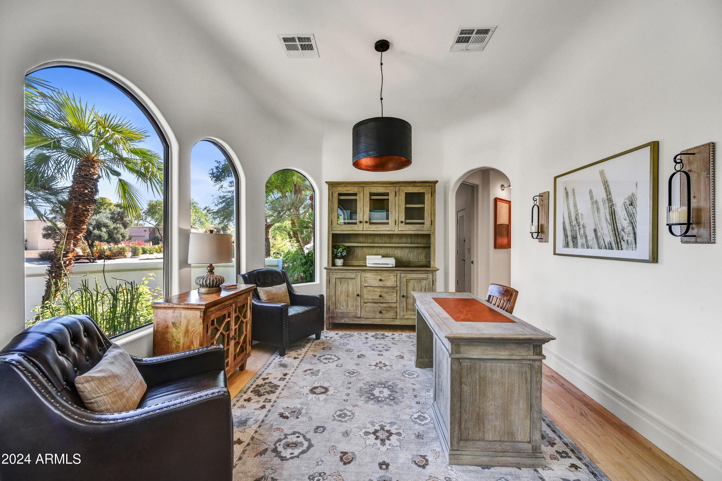 CAMELBACK COUNTRY ESTATES UNIT 2 - Residential