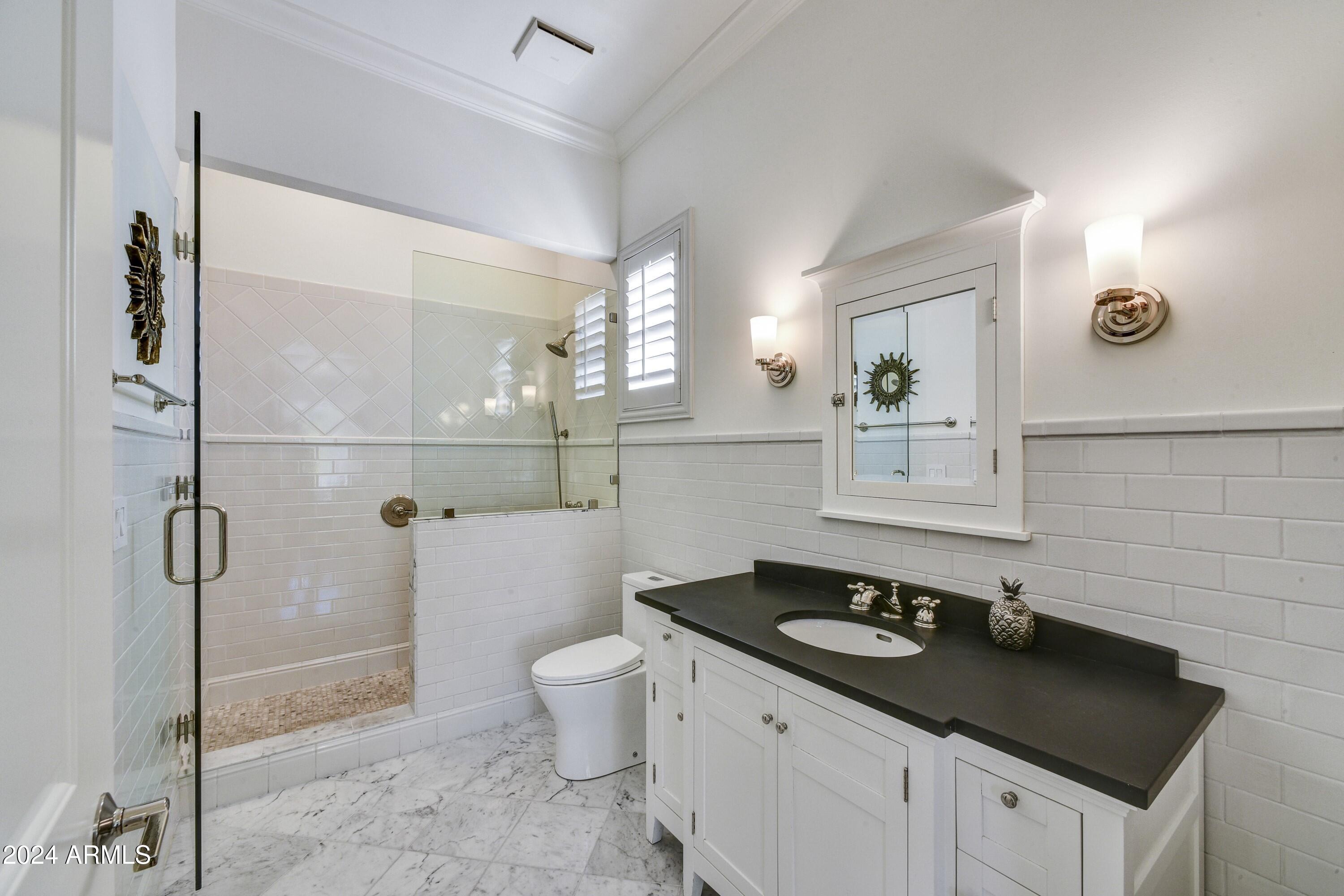 CAMELBACK COUNTRY ESTATES UNIT 2 - Residential
