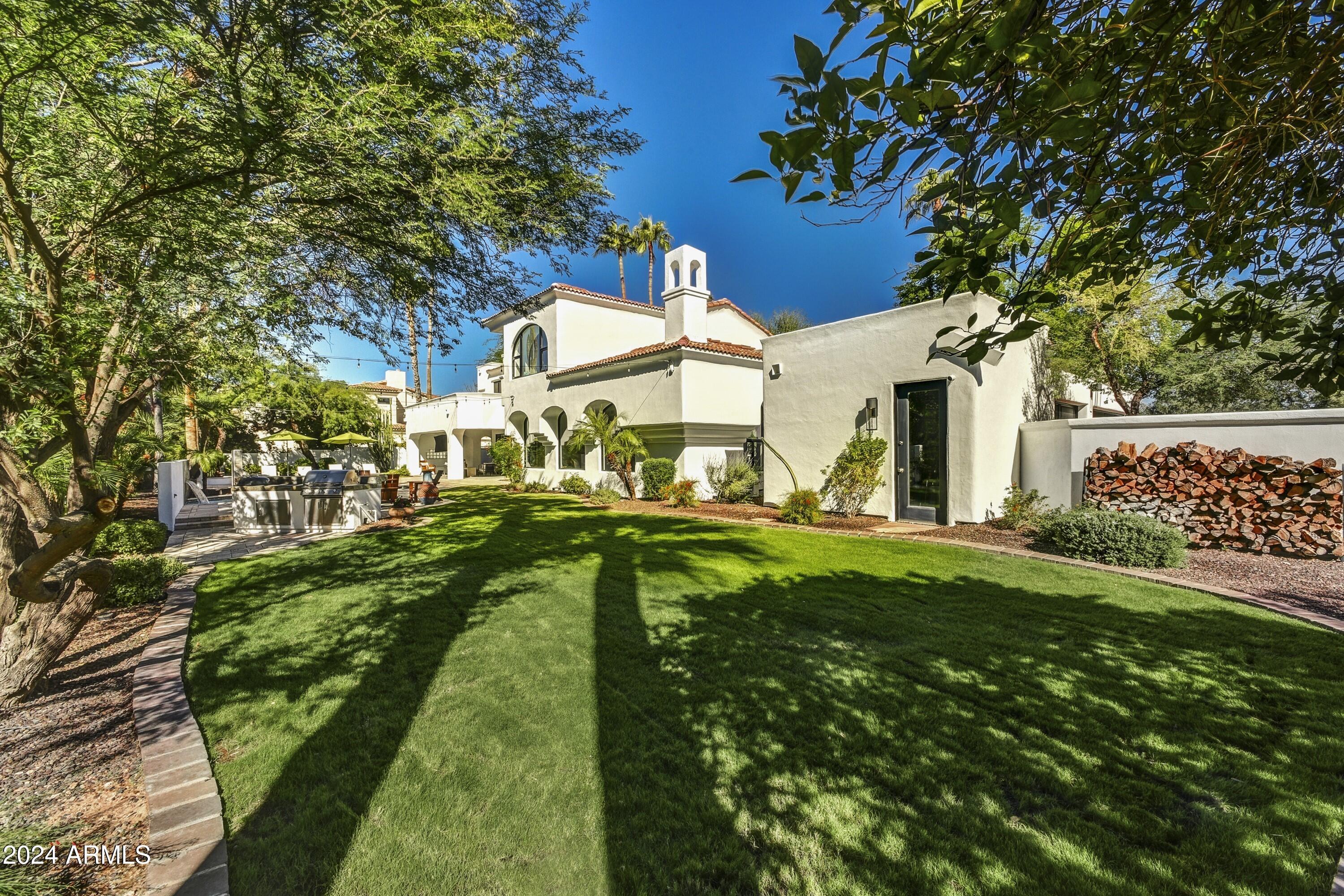 CAMELBACK COUNTRY ESTATES UNIT 2 - Residential
