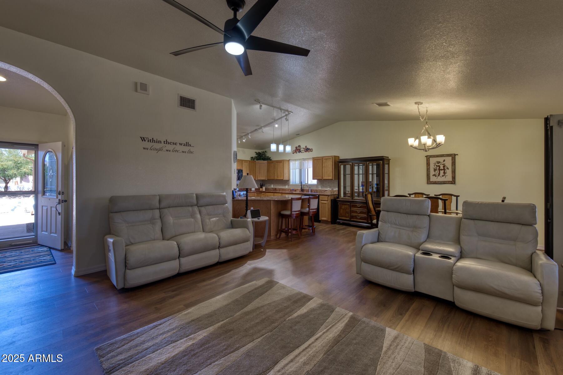 CANYON DE FLORES PHASE 2A - Residential