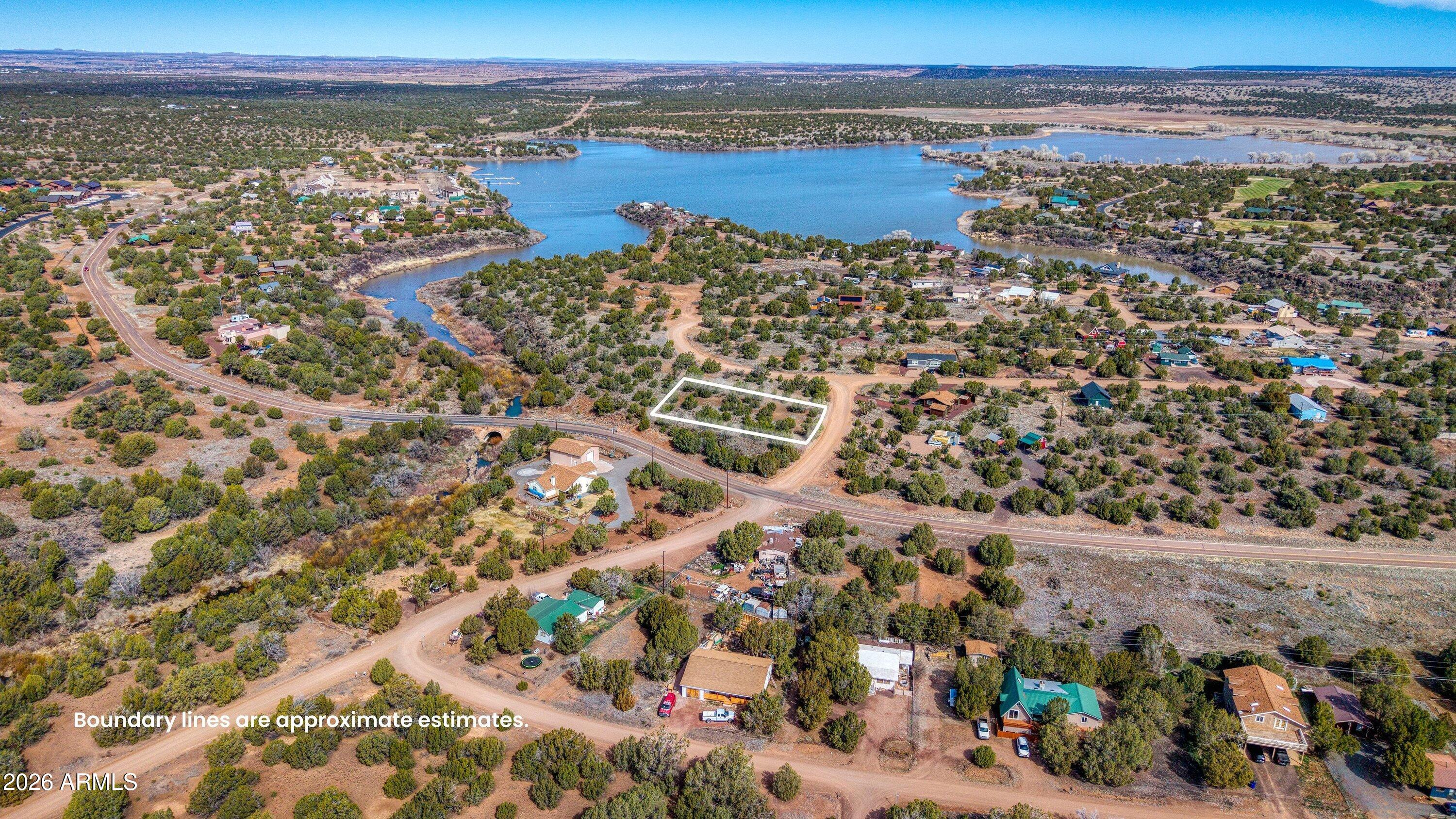 WHITE MOUNTAIN LAKES UNIT 3 - Land