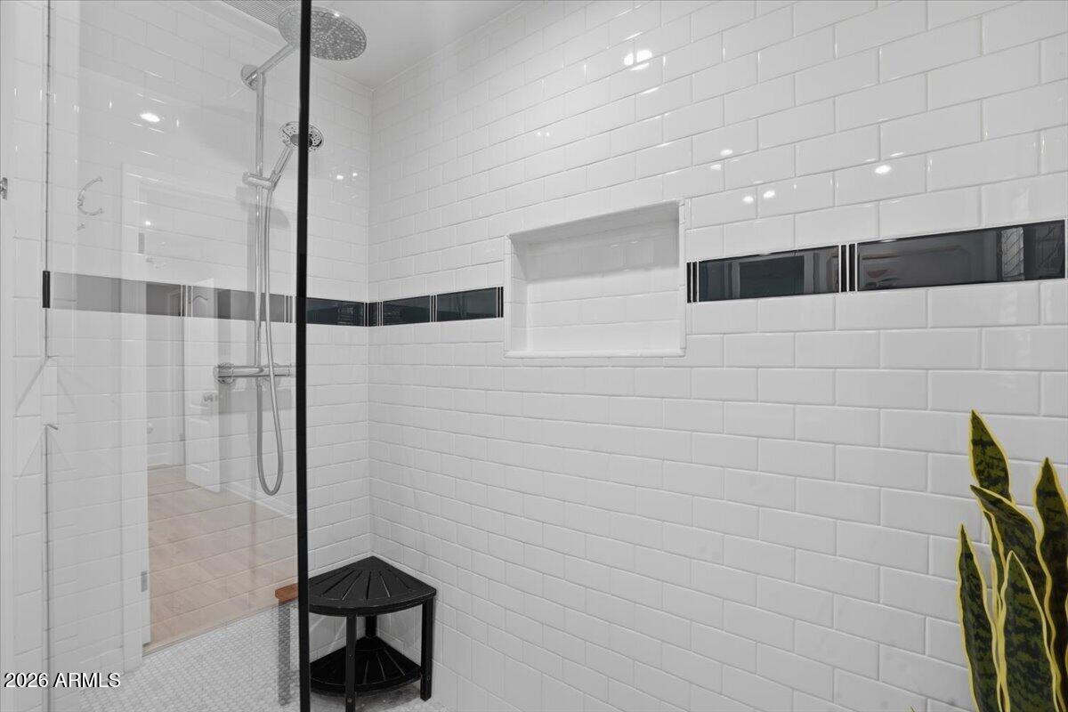 NORTHWOOD 2 - Residential
