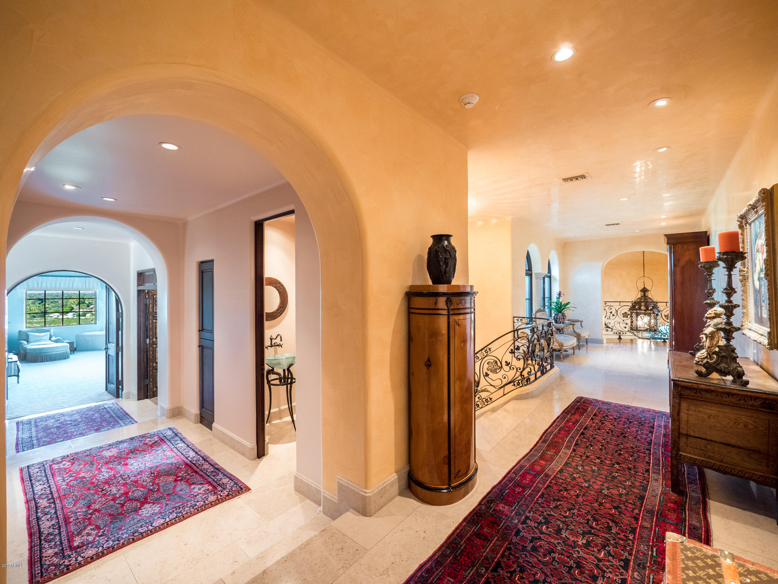 DESERT FOOTHILLS MANOR LOTS 1 & 2 REPLAT - Residential