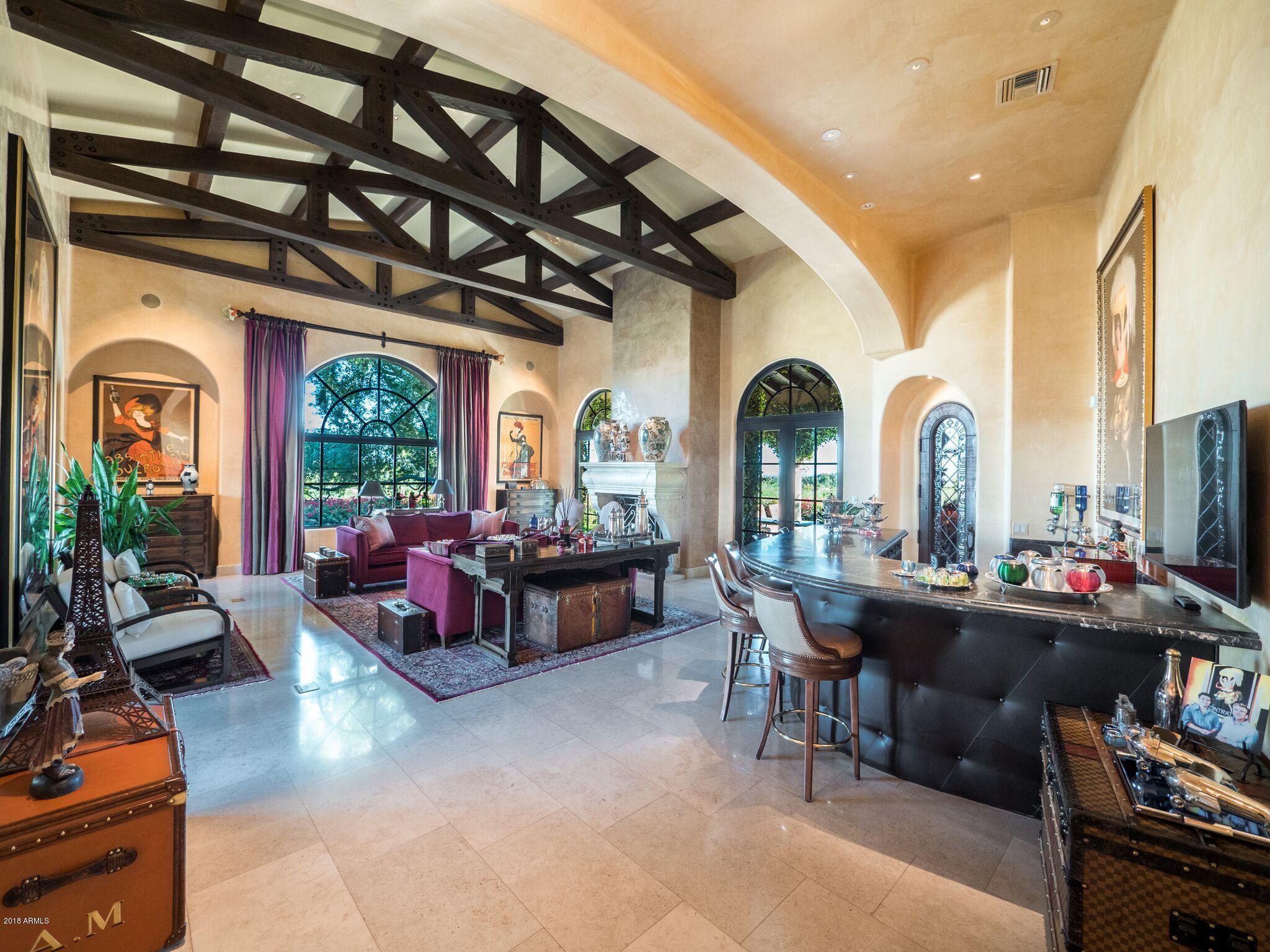 DESERT FOOTHILLS MANOR LOTS 1 & 2 REPLAT - Residential