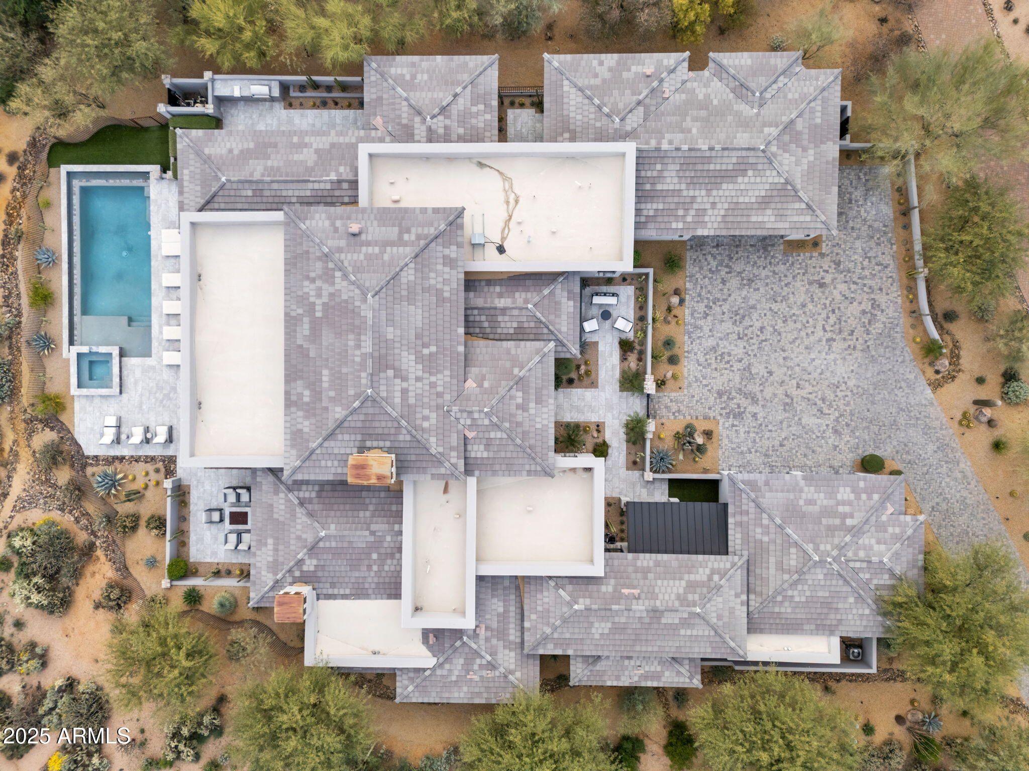 MIRABEL CLUB - Residential