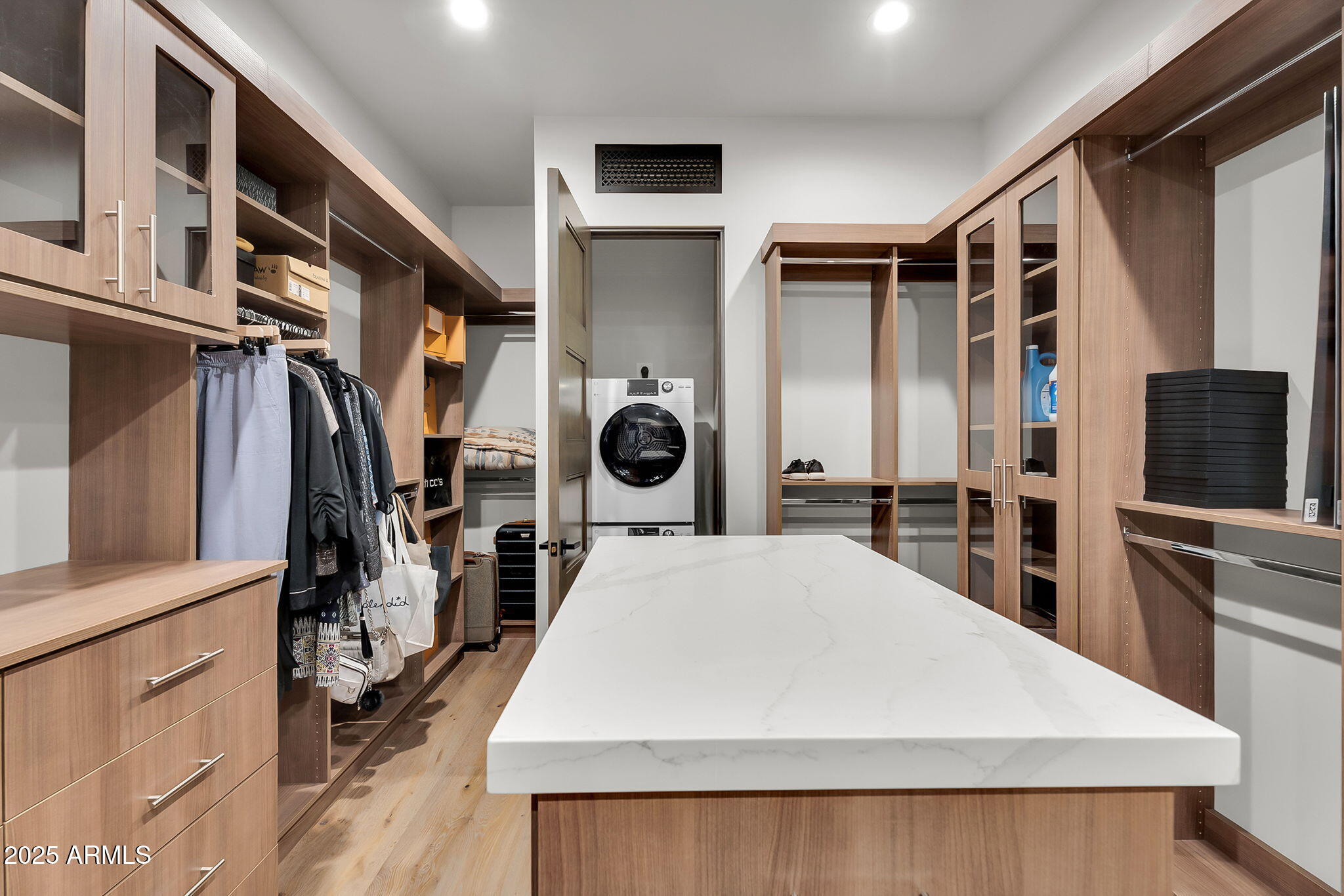 MIRABEL CLUB - Residential