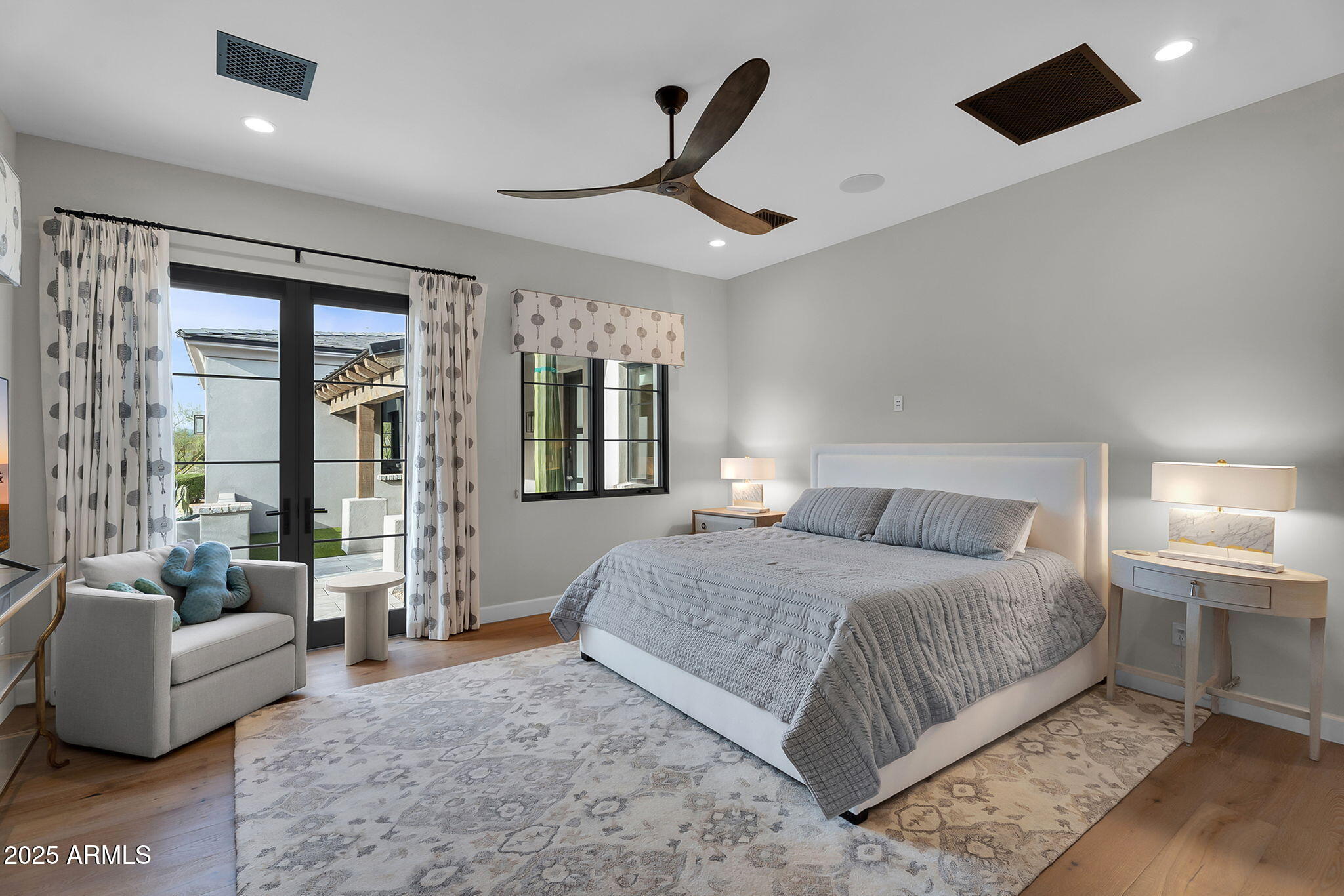 MIRABEL CLUB - Residential