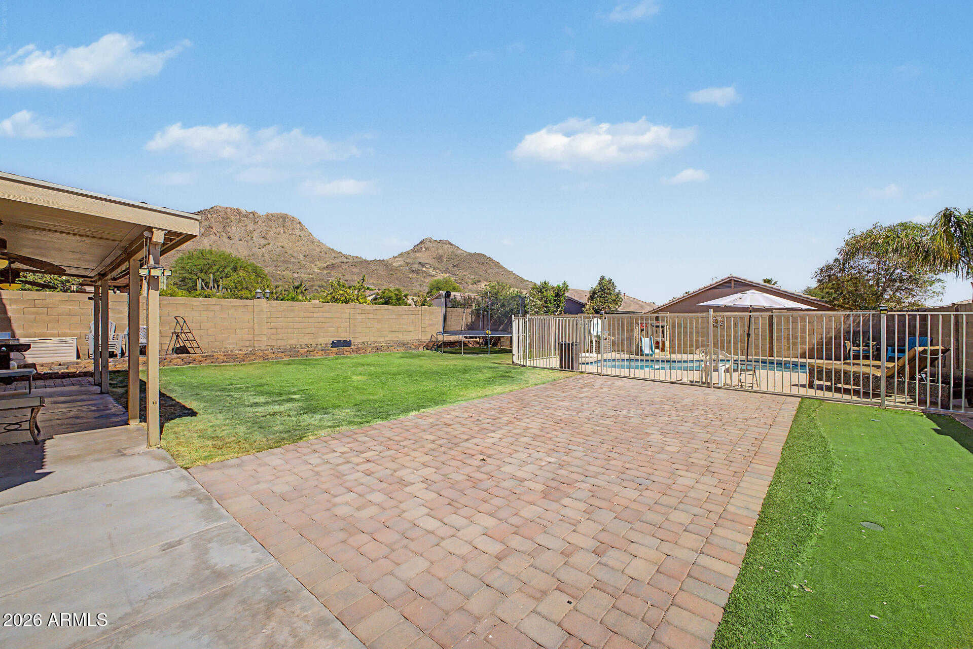 EAGLE RIDGE - Residential