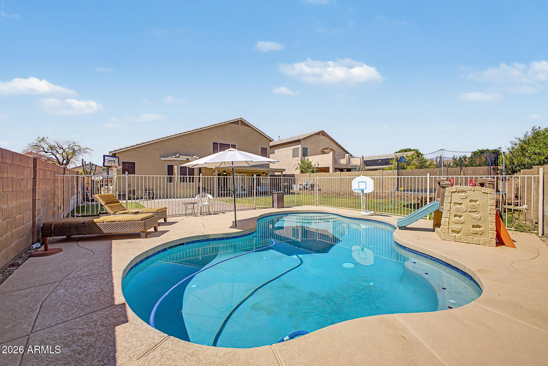 EAGLE RIDGE - Residential