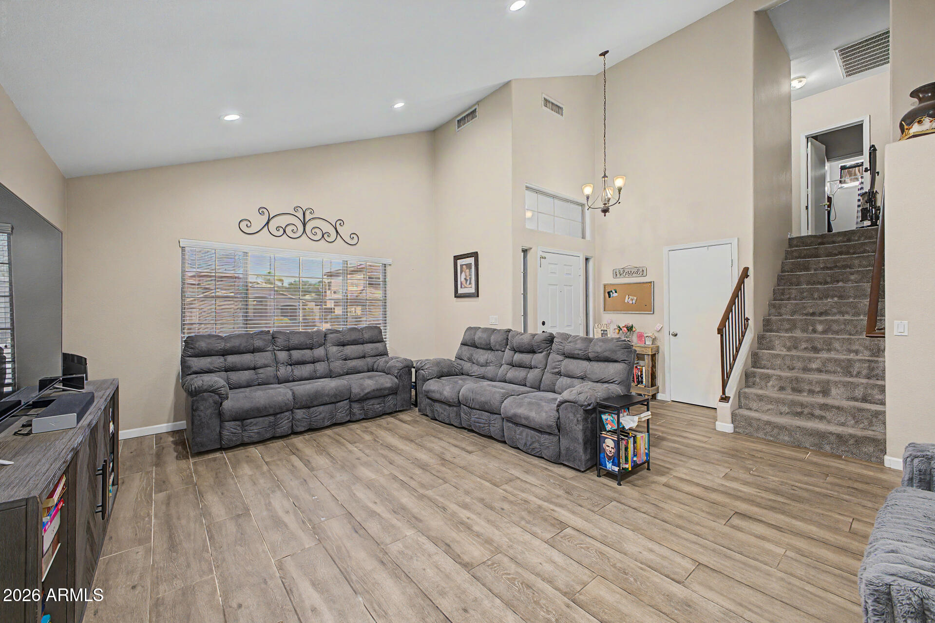 EAGLE RIDGE - Residential