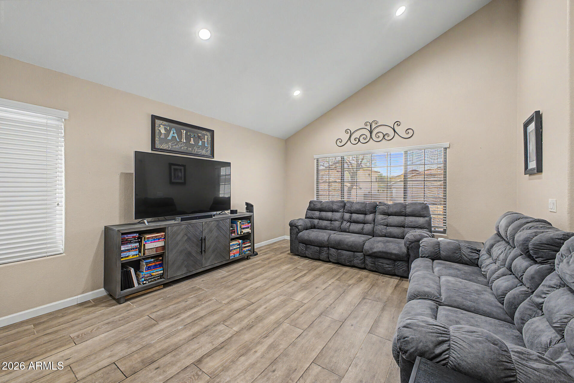 EAGLE RIDGE - Residential