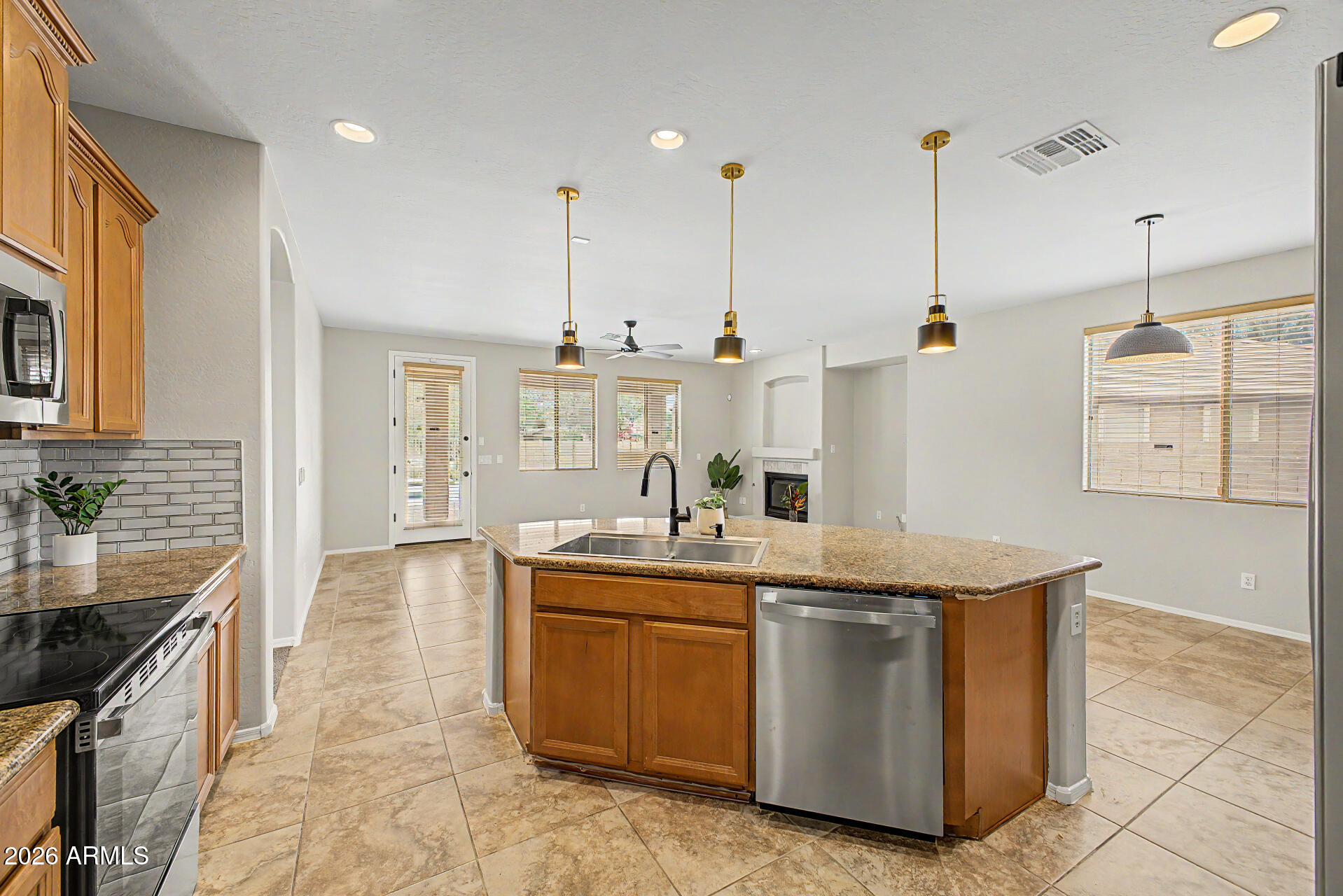 Eagle Glen 1 - Residential