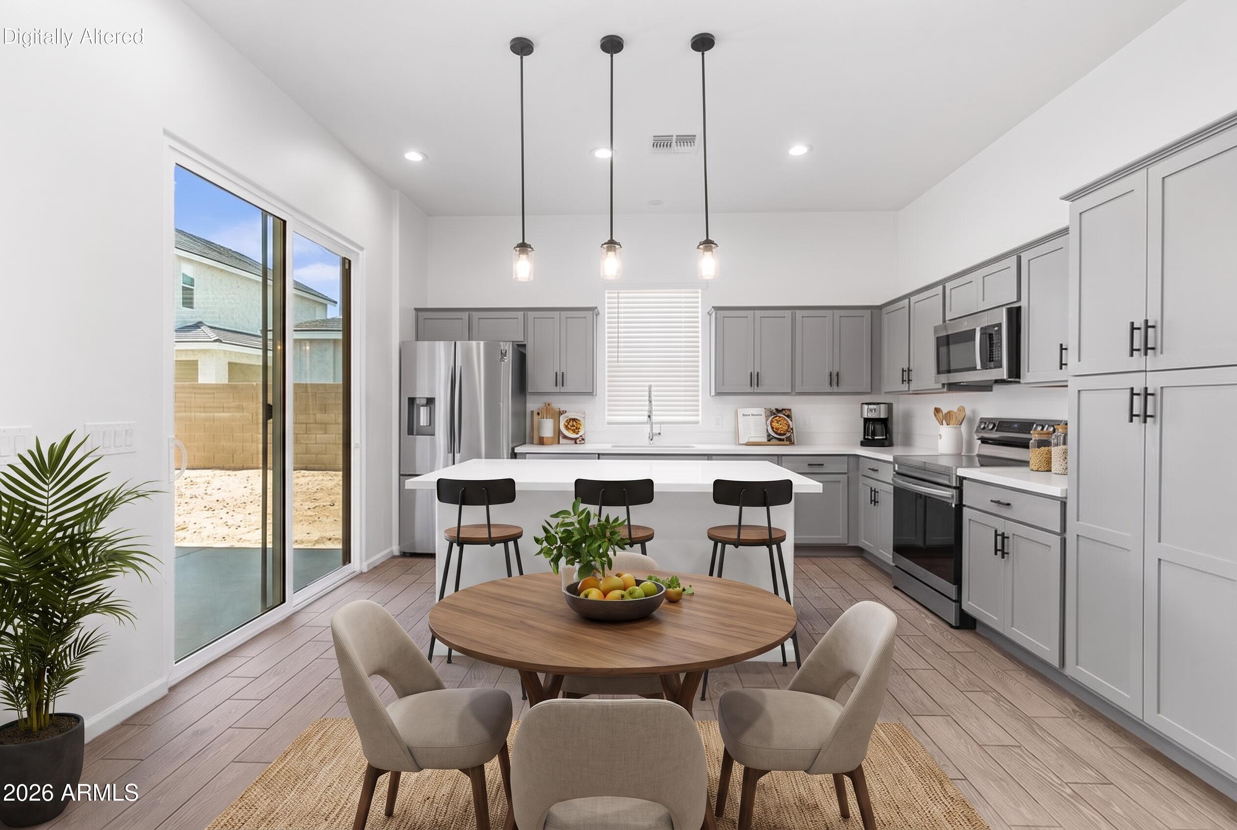 BELLA ROSA AT CANYON TRAILS AMD - Residential