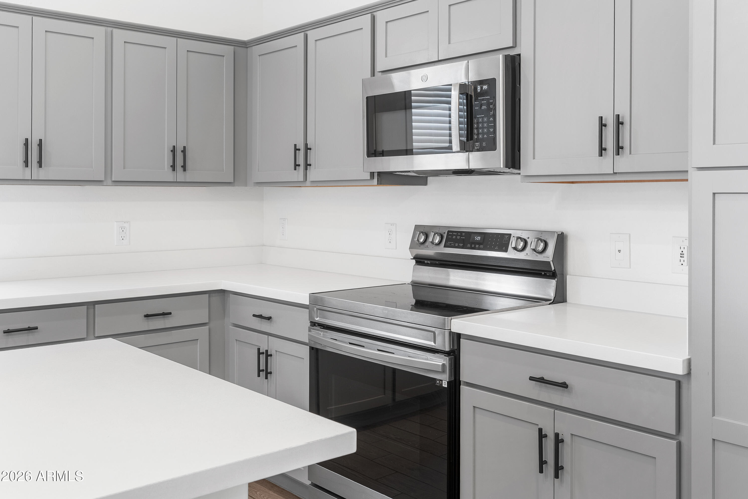 BELLA ROSA AT CANYON TRAILS AMD - Residential