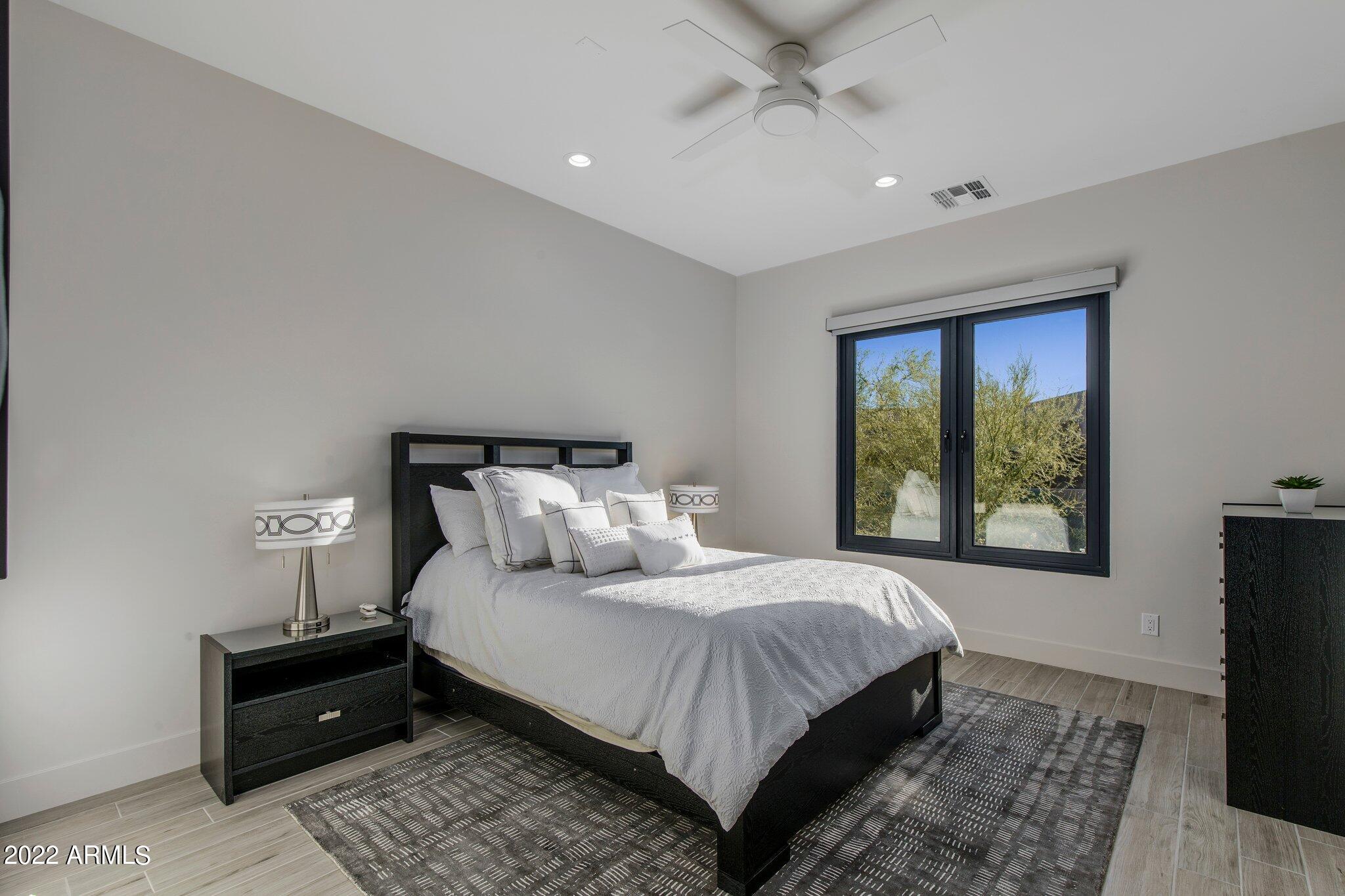 DESERT MOUNTAIN PHASE 1 UNIT 3 LOT 336-463 TR A - Residential