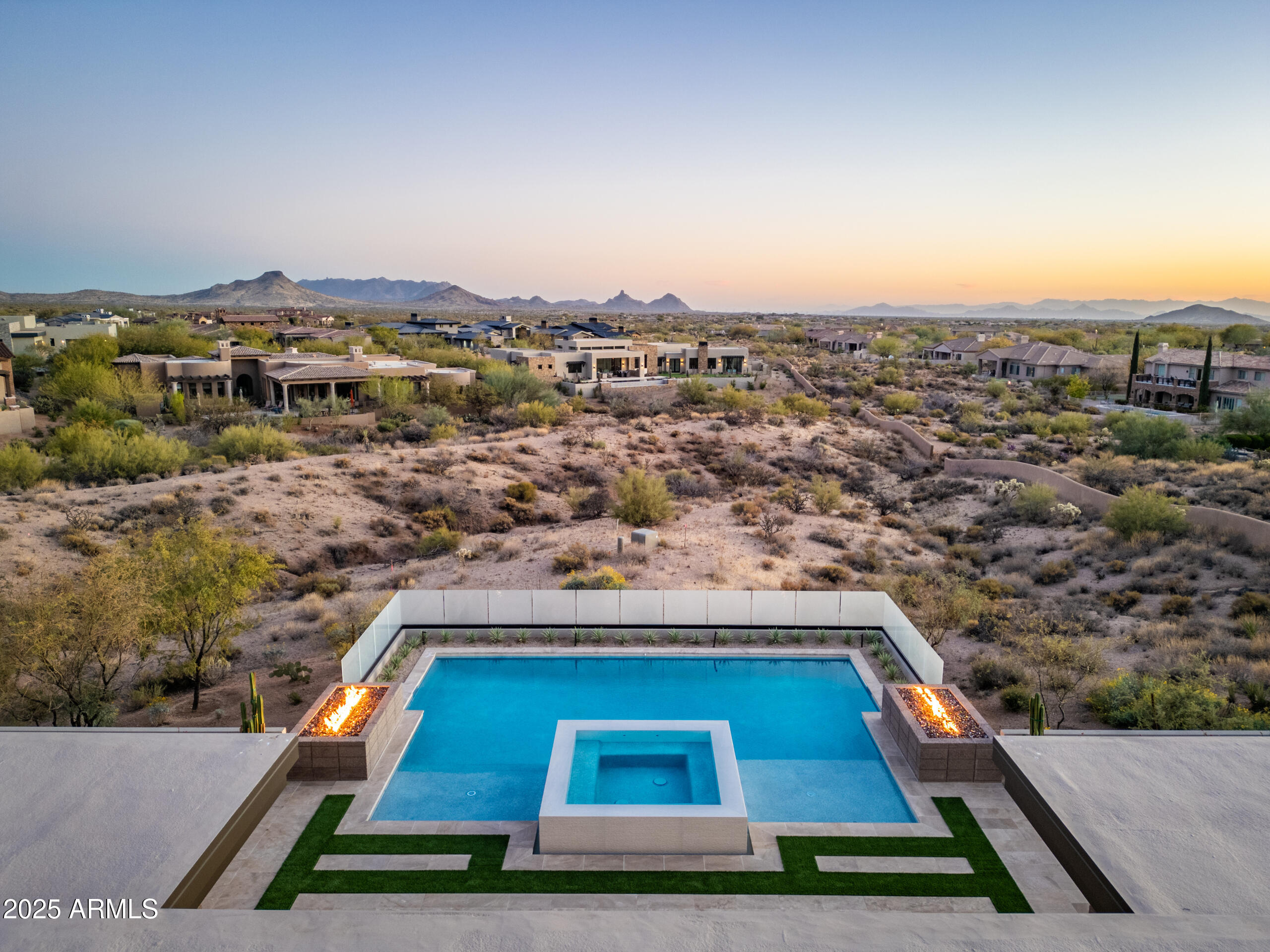 MIRABEL CLUB - Residential