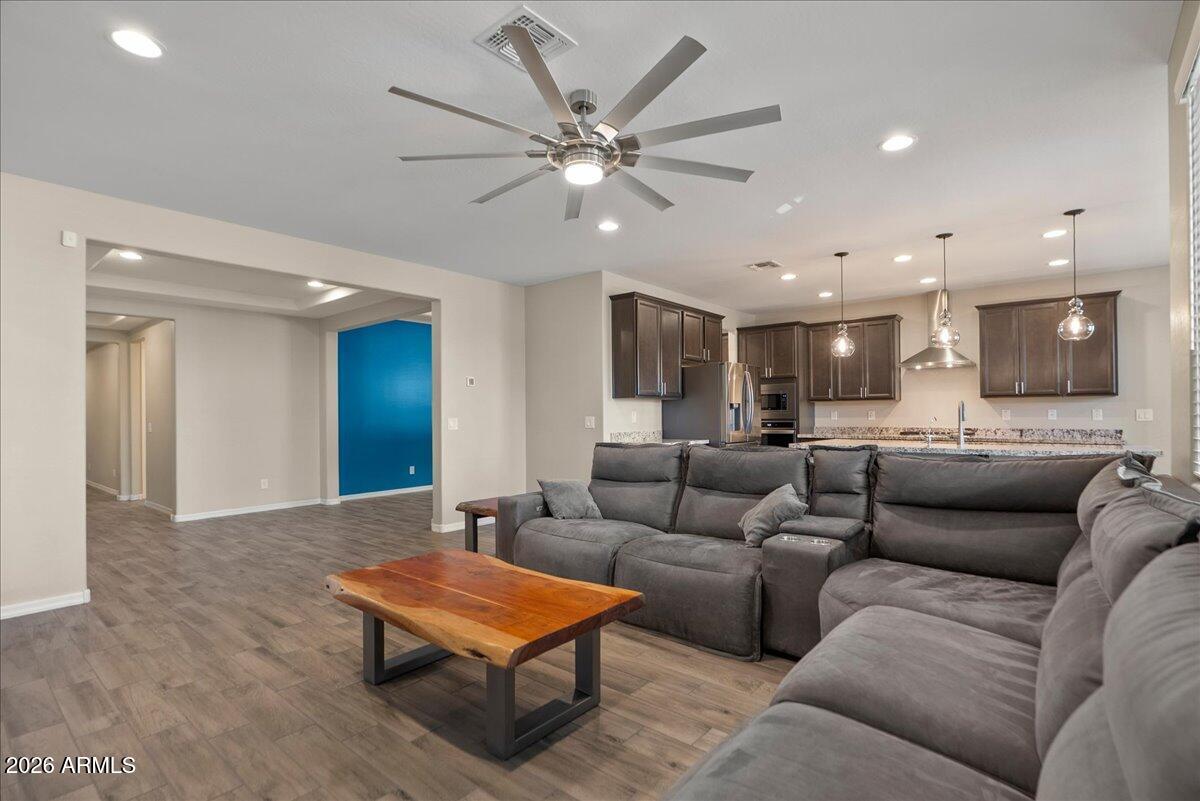 ZANJERO TRAILS - Residential