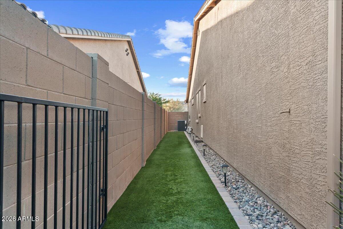 ZANJERO TRAILS - Residential