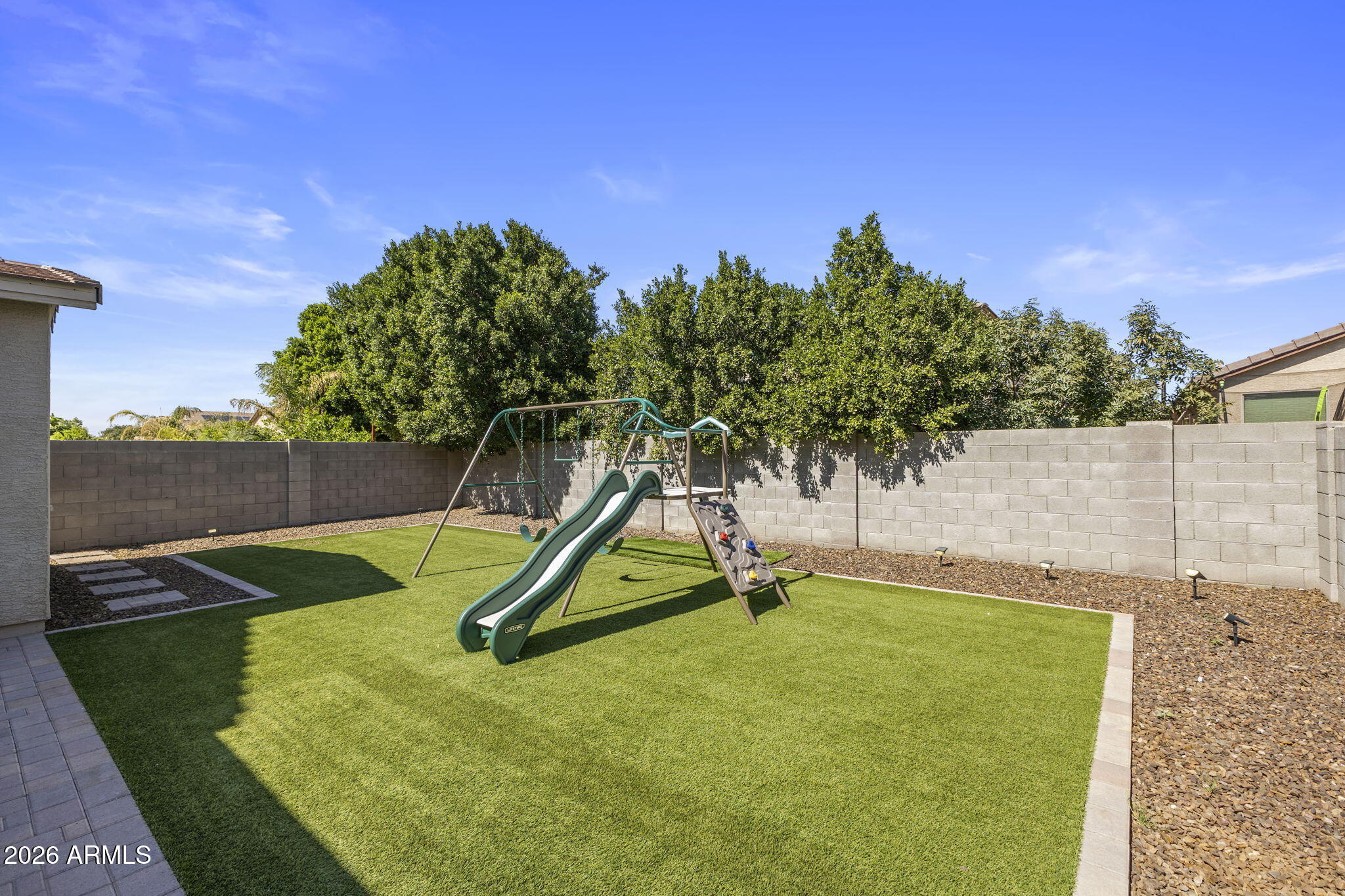 CROSSRIVER POINT - Residential