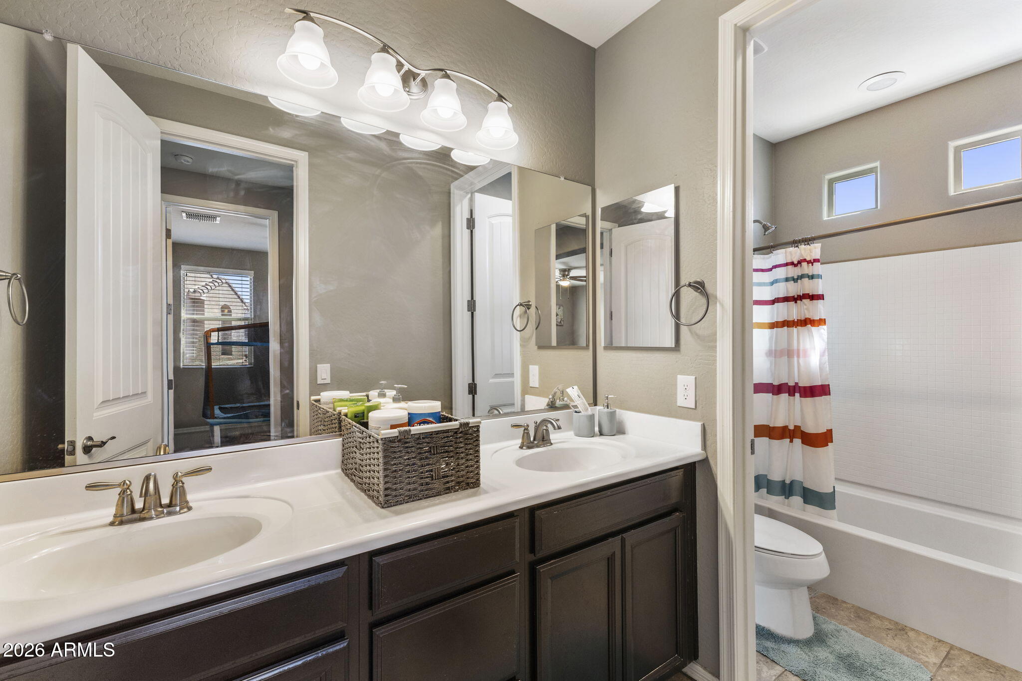 CROSSRIVER POINT - Residential