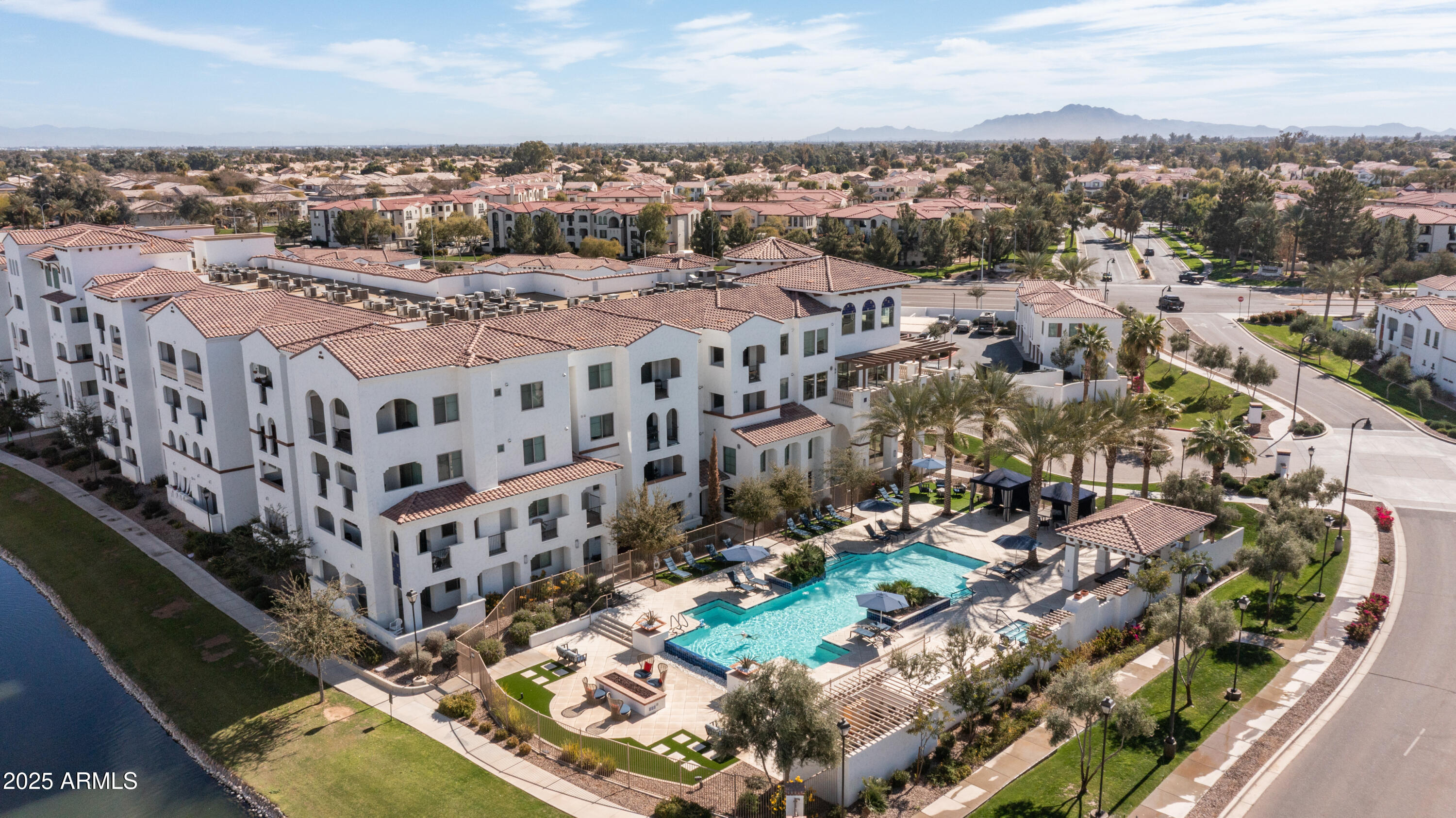 CAYS AT DOWNTOWN OCOTILLO CONDOMINIUM AMD - Residential