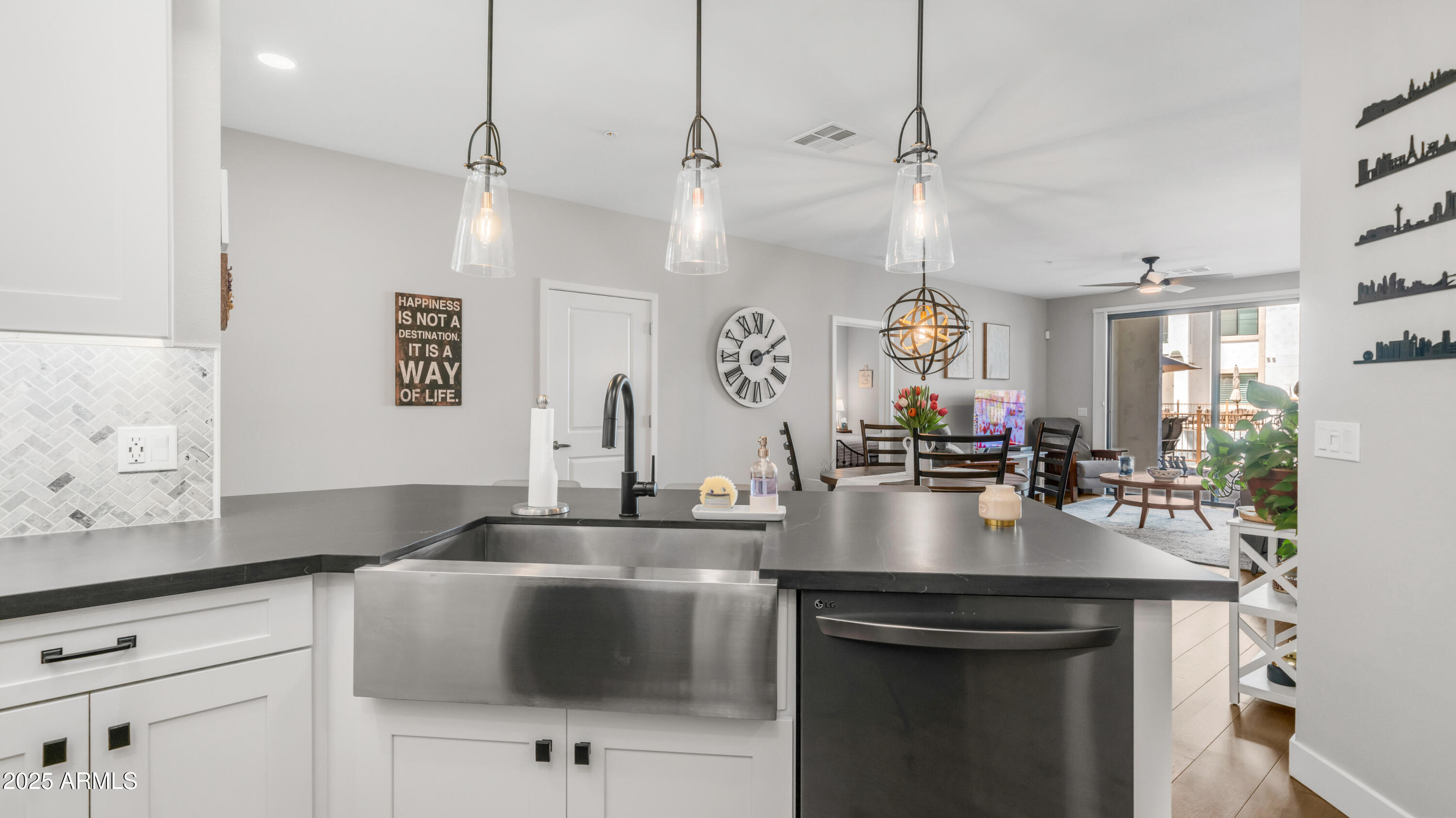 CAYS AT DOWNTOWN OCOTILLO CONDOMINIUM AMD - Residential