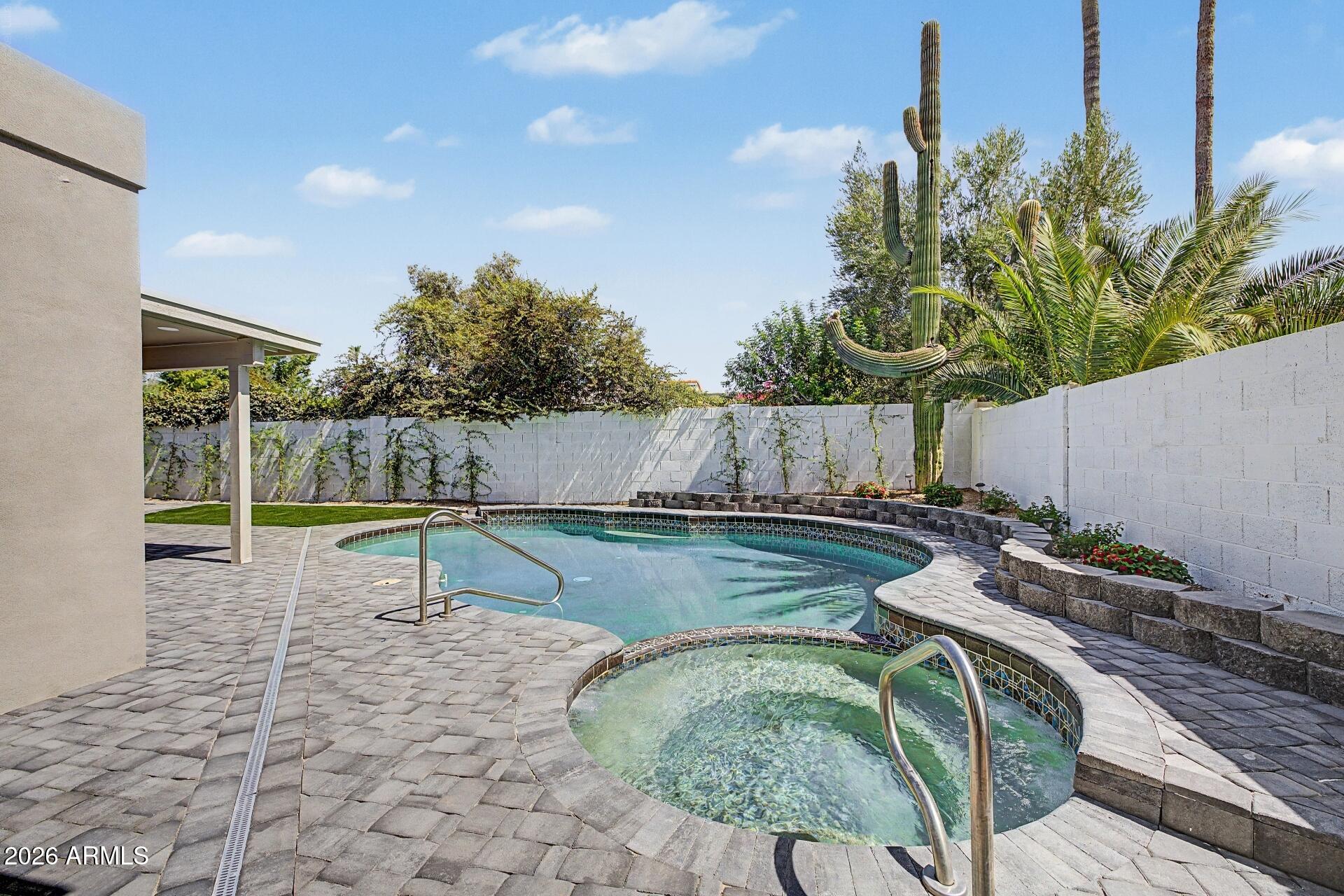 PARADISE PARK TRAILS - Residential