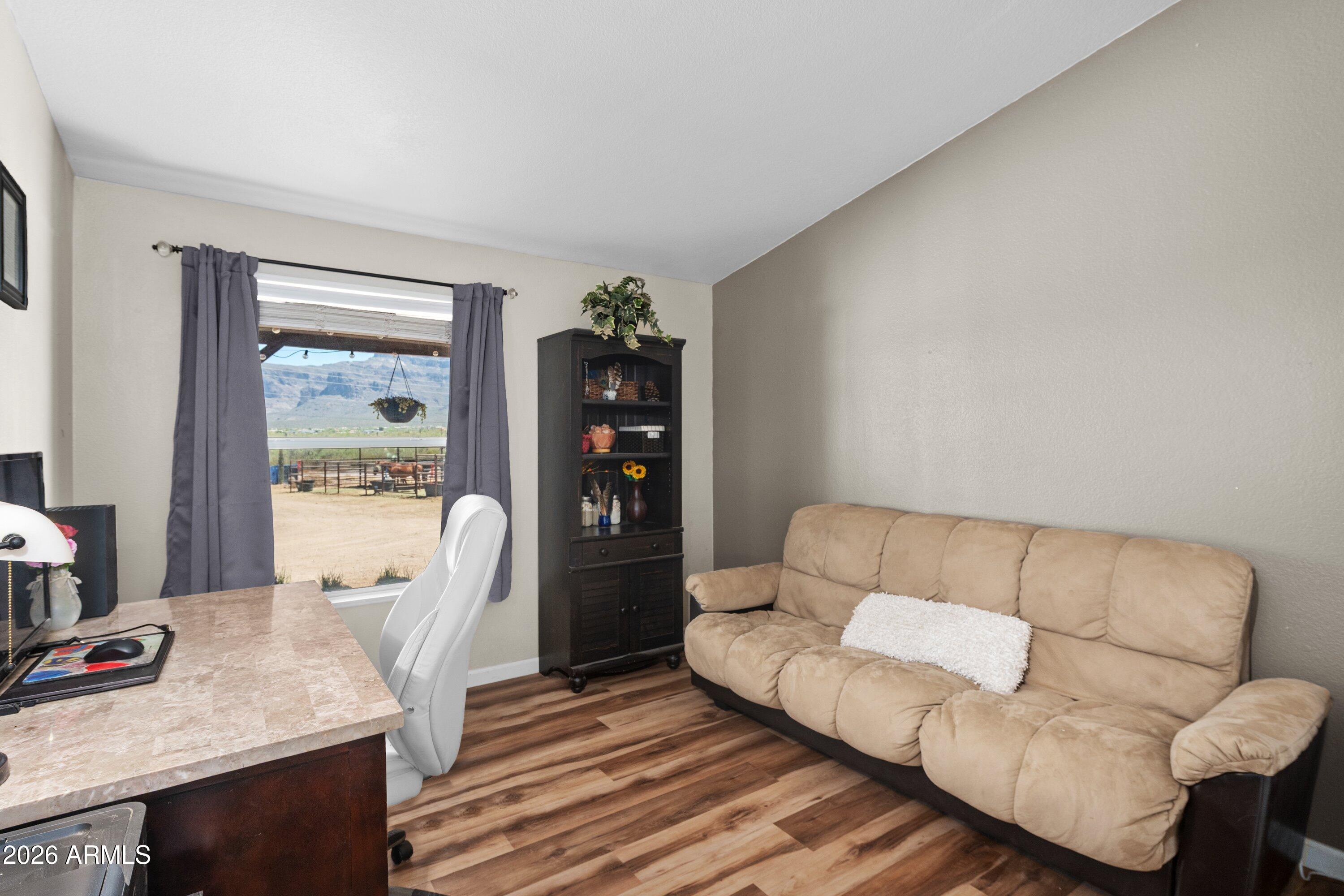S36 T1N R8E - Residential