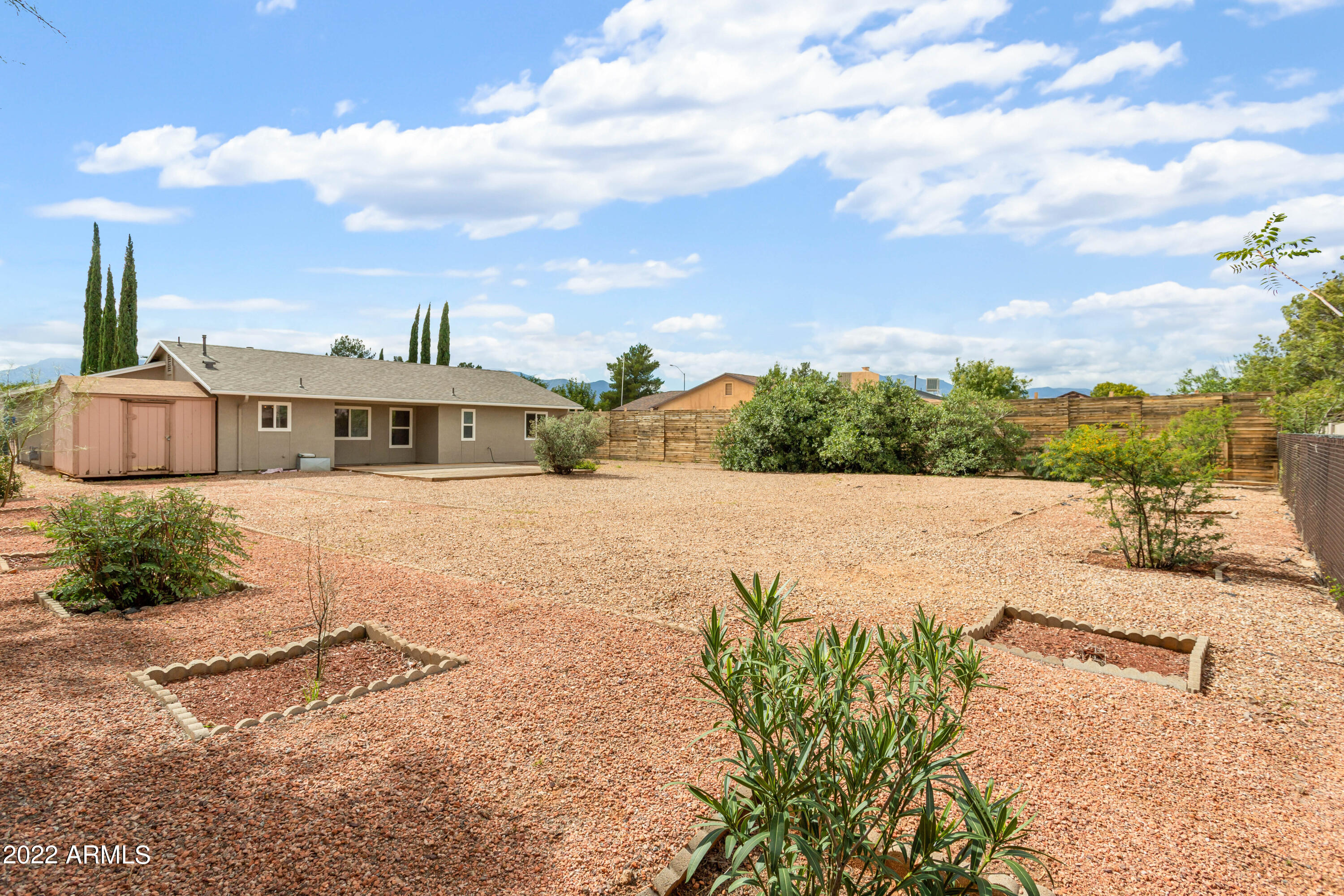 TRACT UNIT 115 AMD - Residential