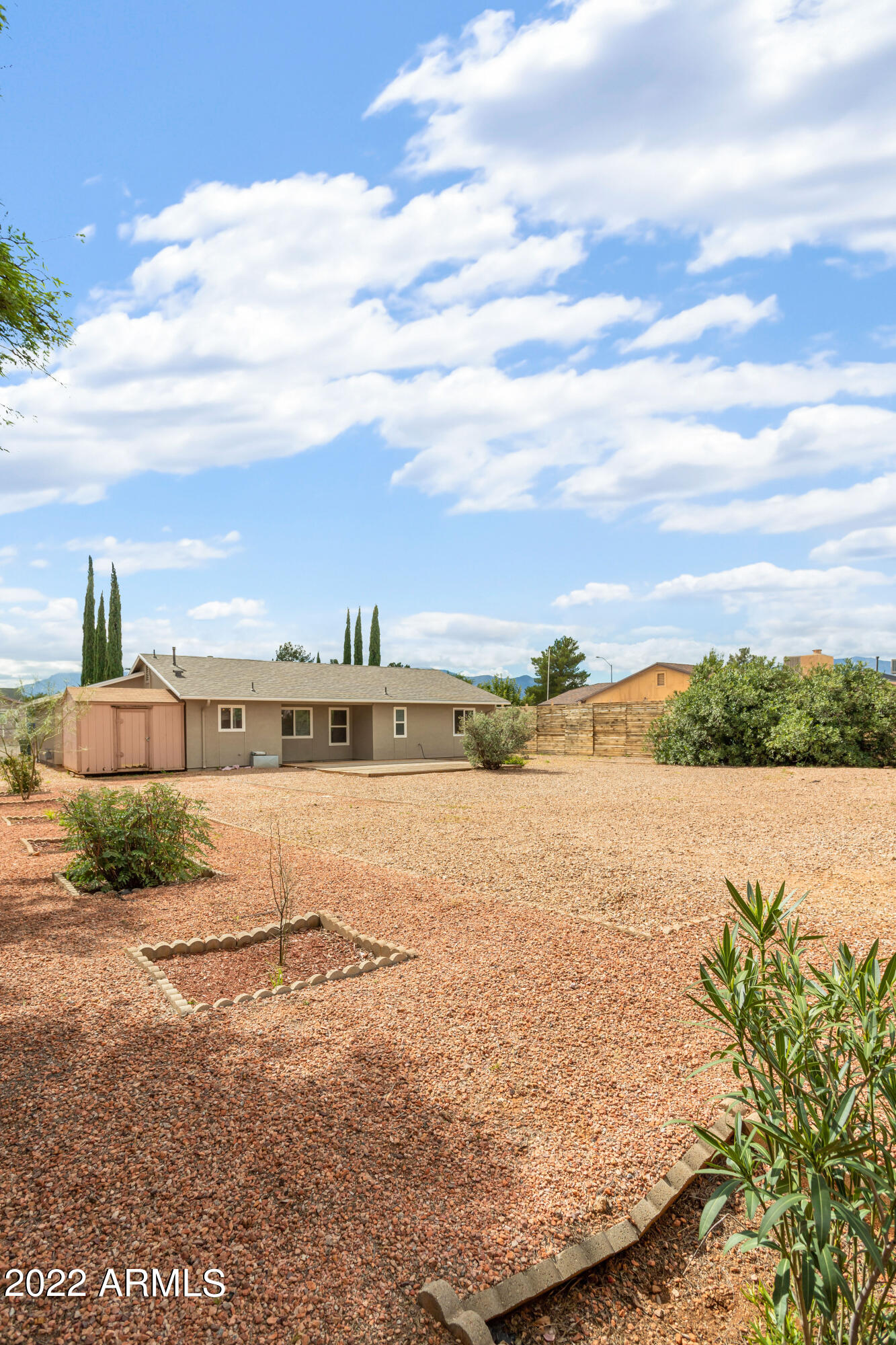TRACT UNIT 115 AMD - Residential