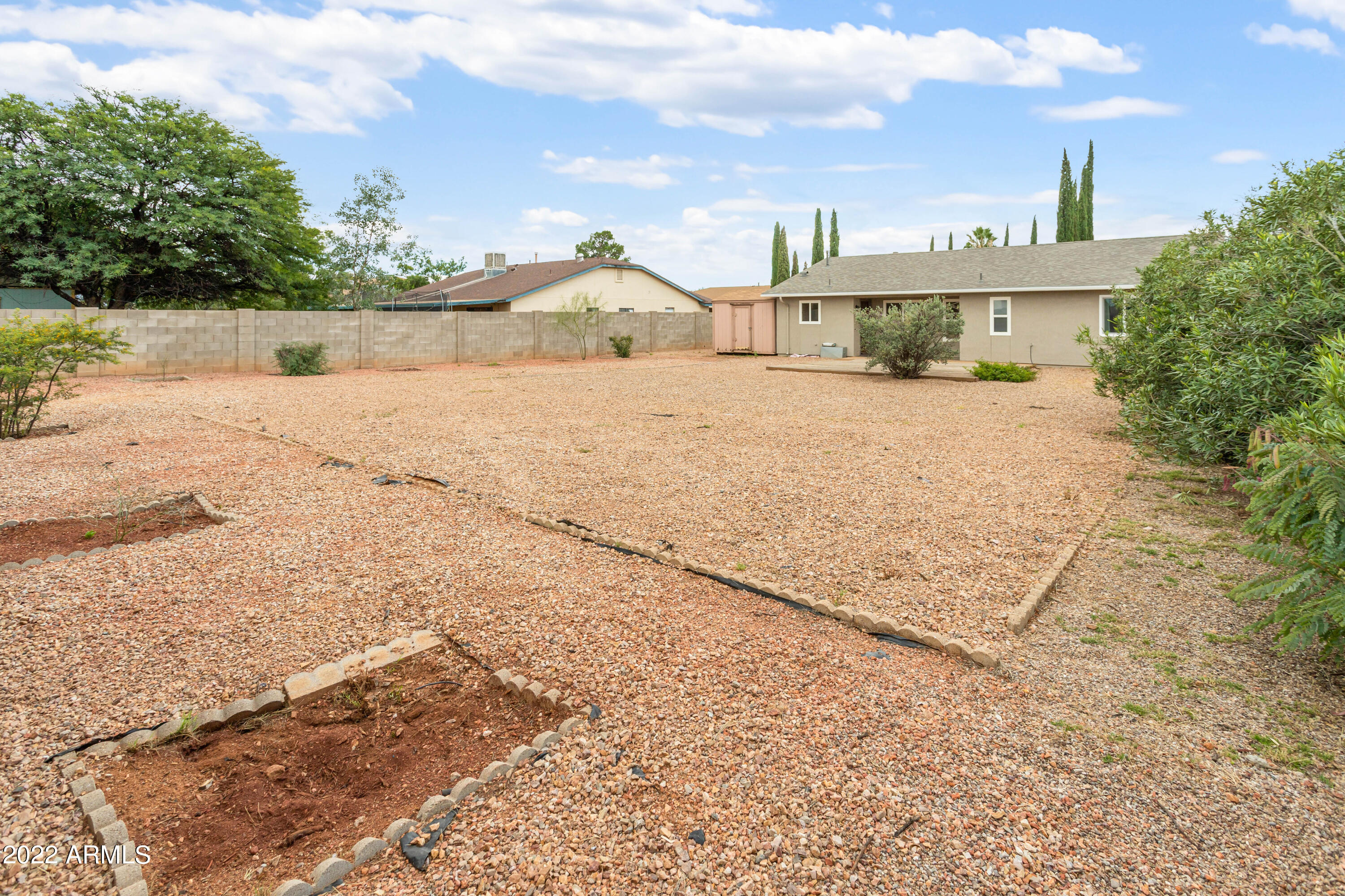 TRACT UNIT 115 AMD - Residential