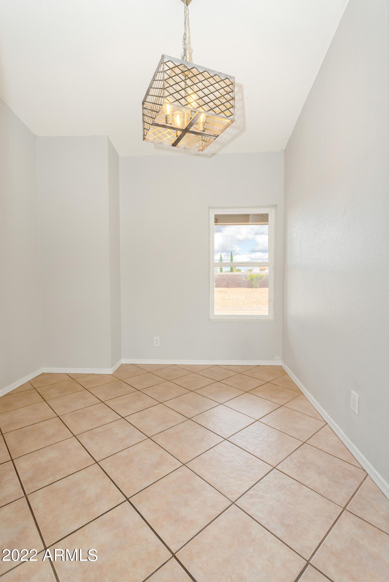 TRACT UNIT 115 AMD - Residential
