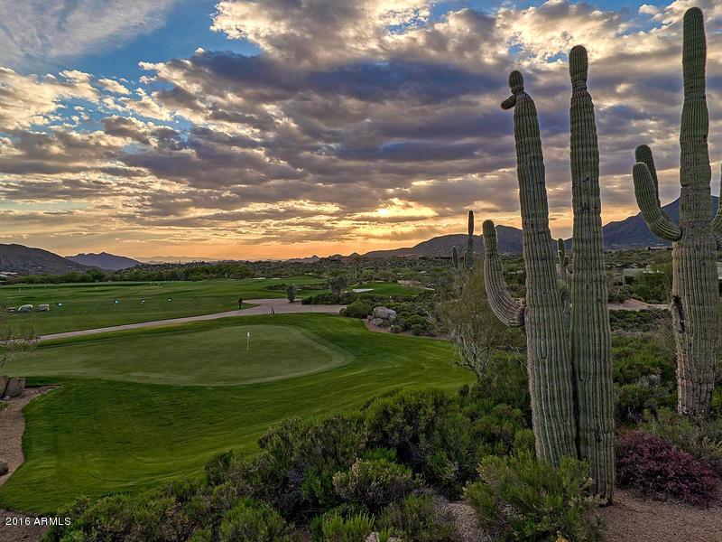 DESERT MOUNTAIN - Residential