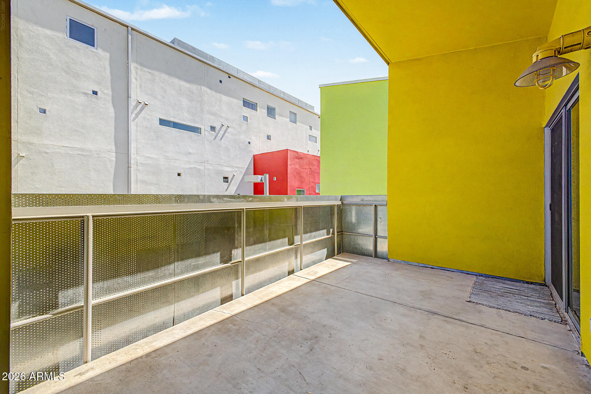 VALE CONDOMINIUMS - Residential