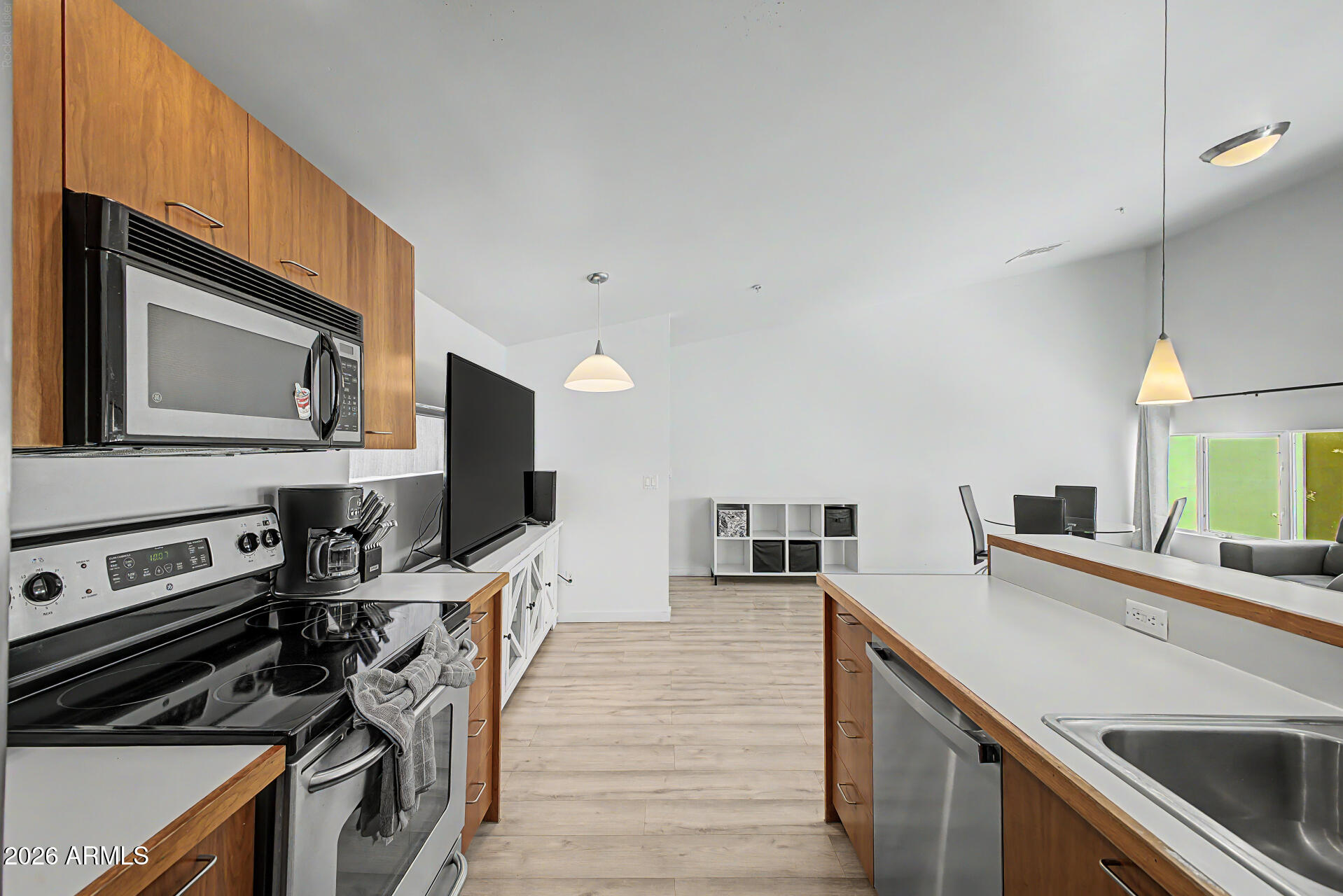 VALE CONDOMINIUMS - Residential