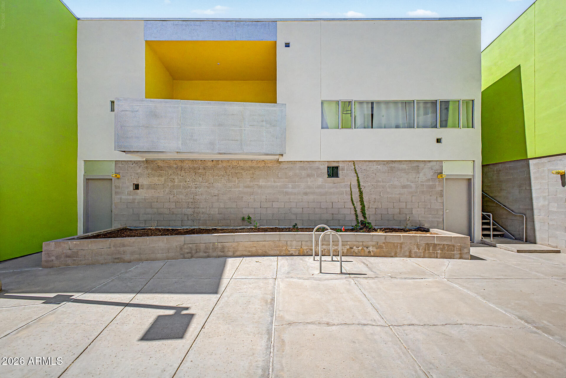 VALE CONDOMINIUMS - Residential