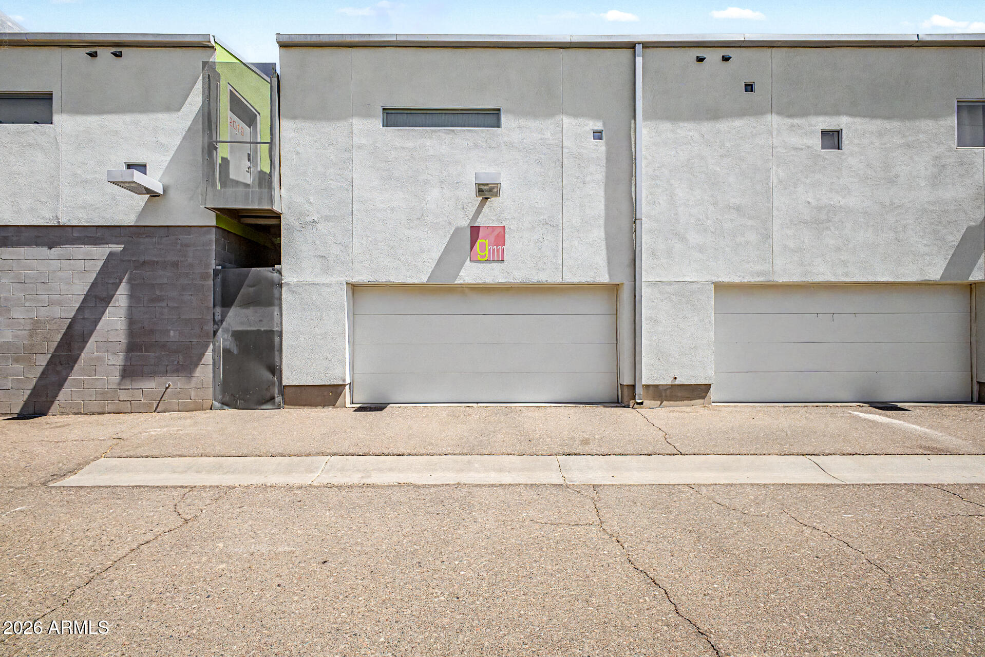 VALE CONDOMINIUMS - Residential