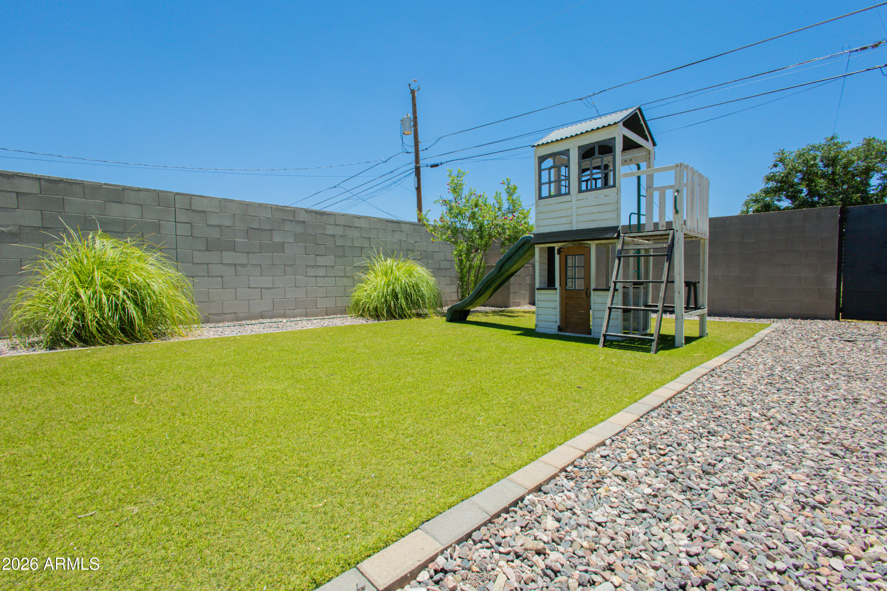 DOUGLAS - Residential