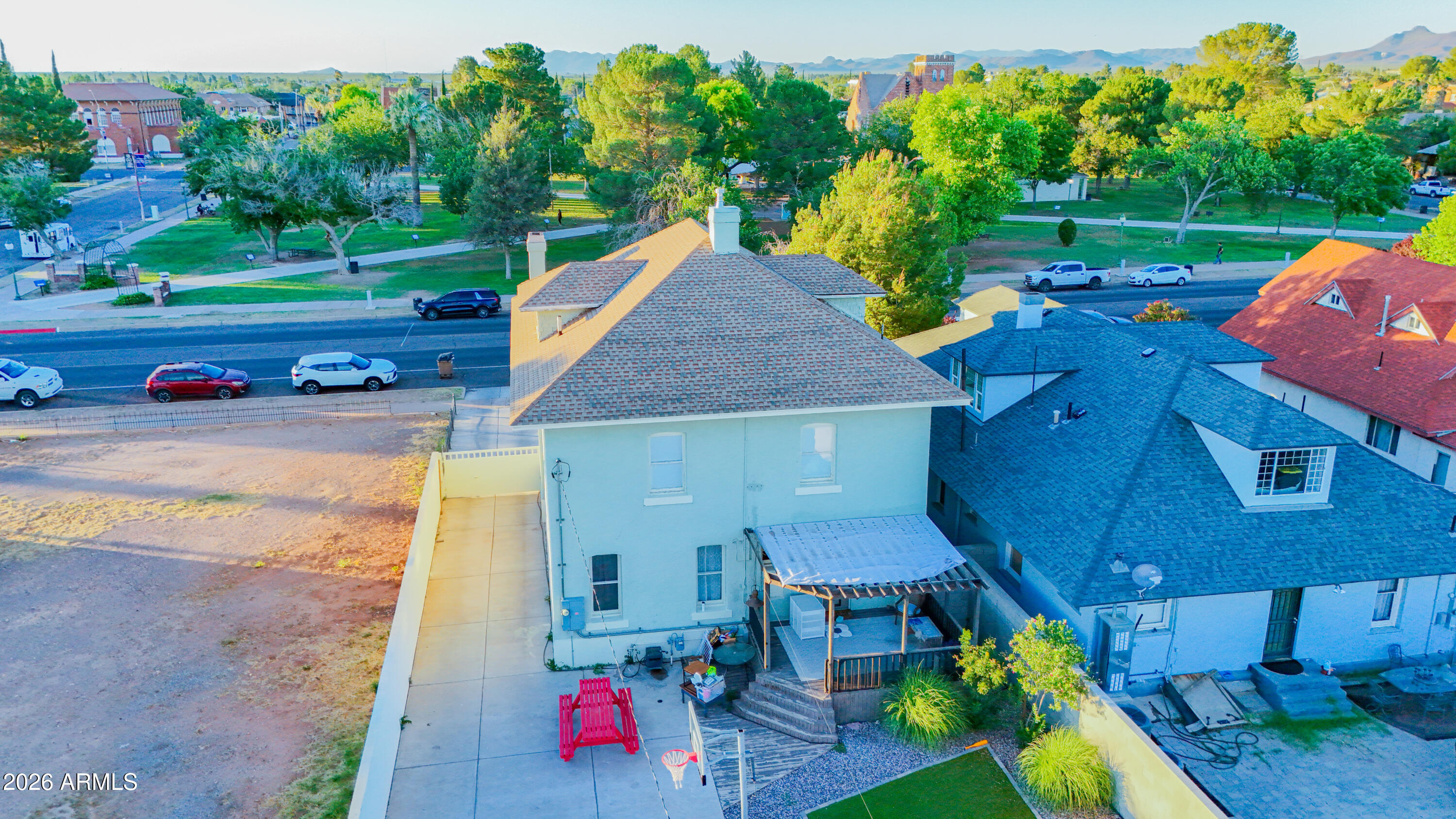 DOUGLAS - Residential