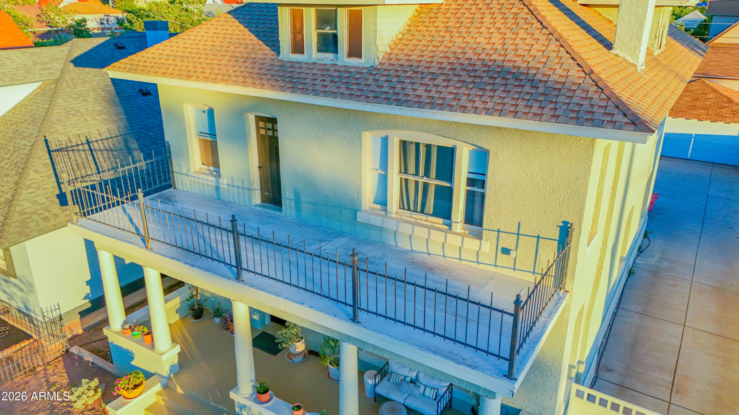 DOUGLAS - Residential