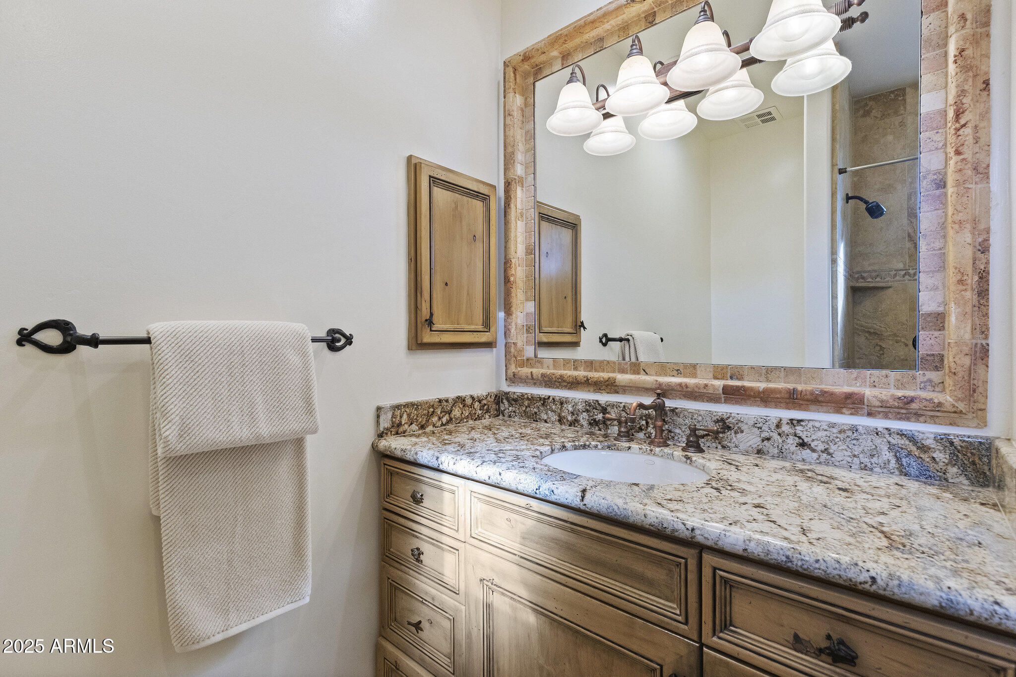 PORTALES DEL SOL - Residential
