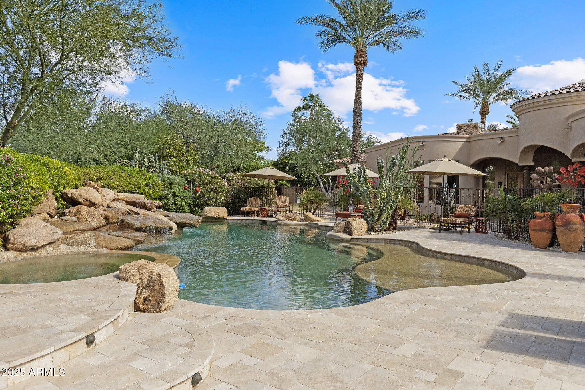 PORTALES DEL SOL - Residential