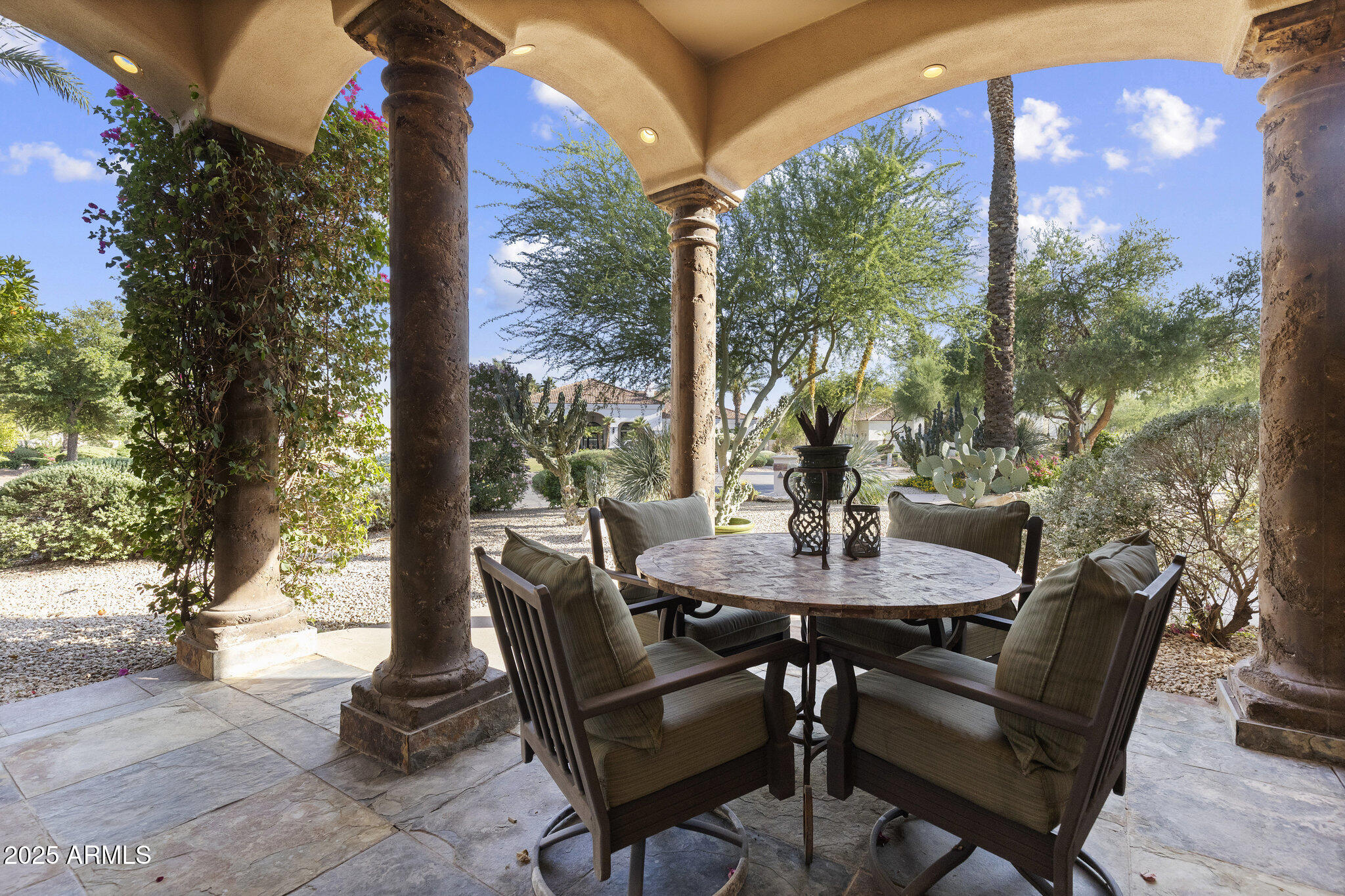 PORTALES DEL SOL - Residential