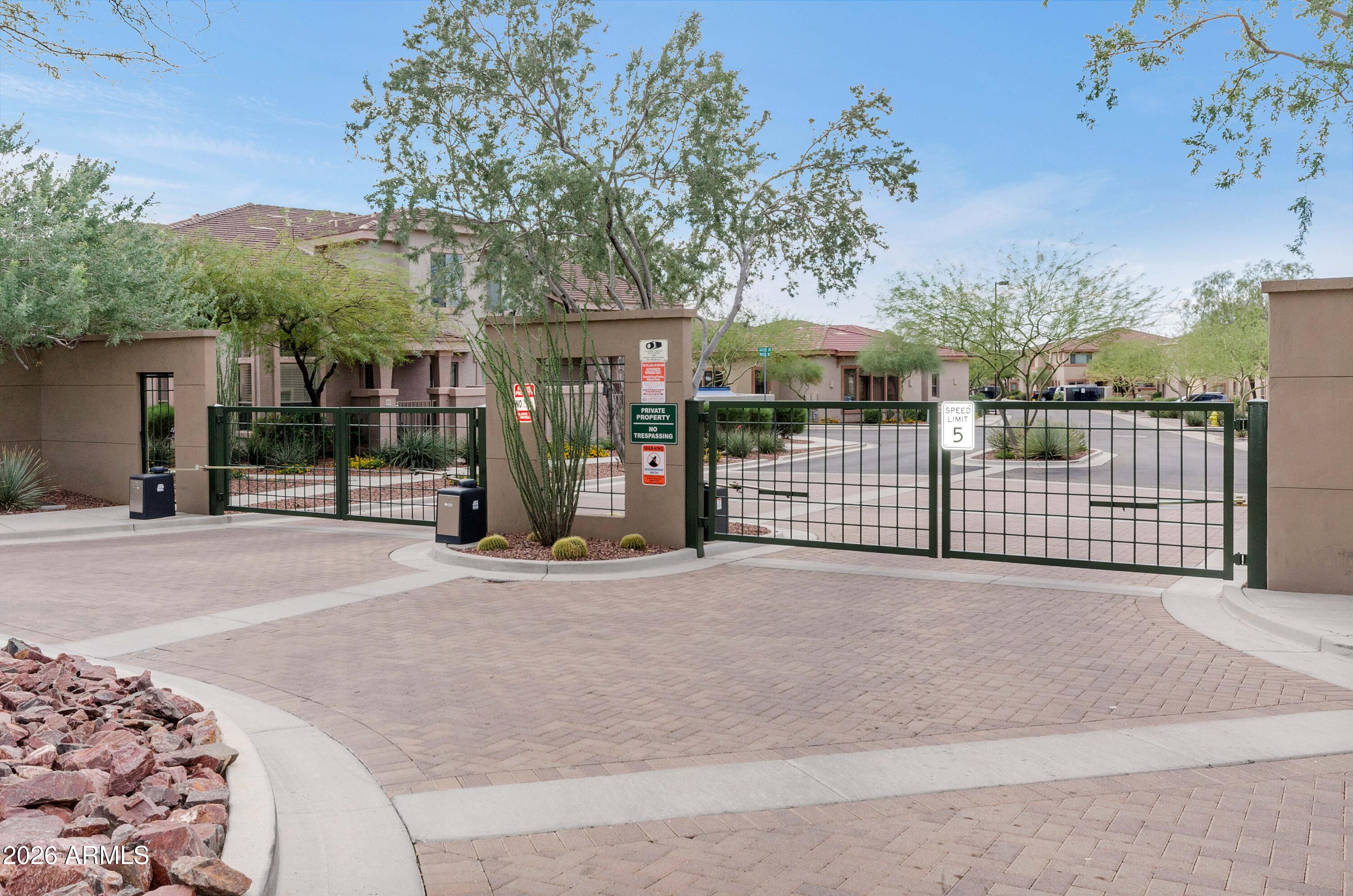 SERENITY VILLAS AT ANTHEM CONDOMINIUM - Residential