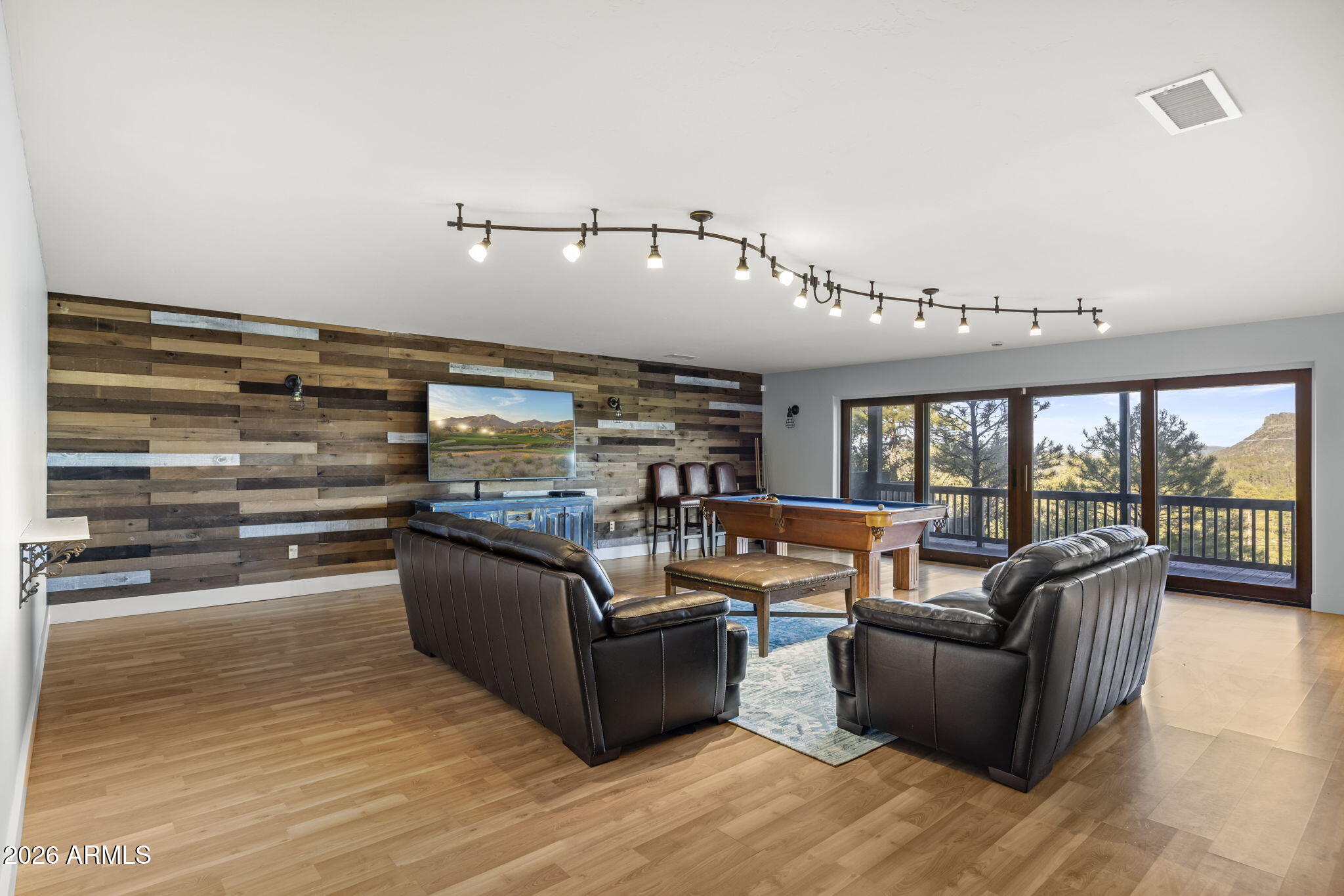Highland Pines - Residential