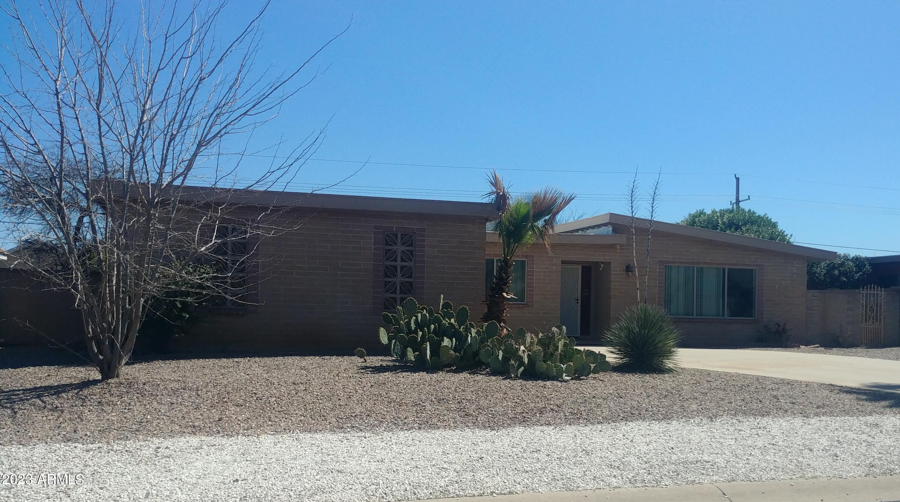 PUEBLO DEL SOL COUNTRY CLUB ESTATES UNIT 1 - Residential