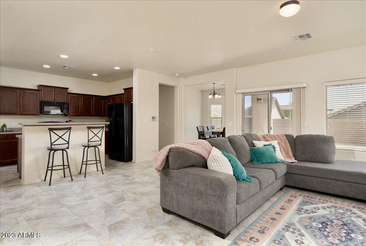 CHAPARRAL VILLAGE NORTH PHASE 6A LOT 427 SEC 5-22-21 0.121AC - Residential