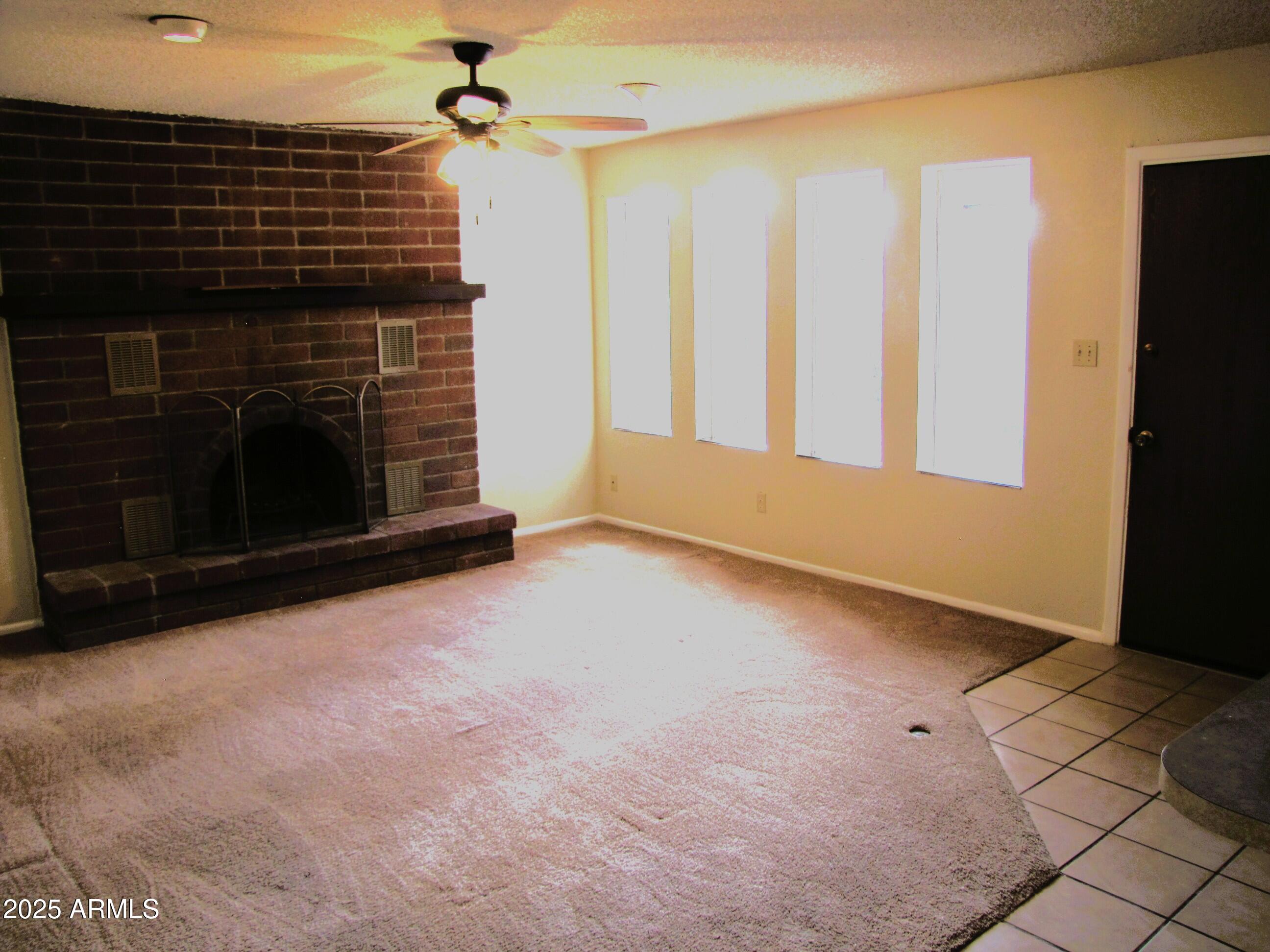 TOWN & COUNTRY ESTATES 12 - Residential Lease