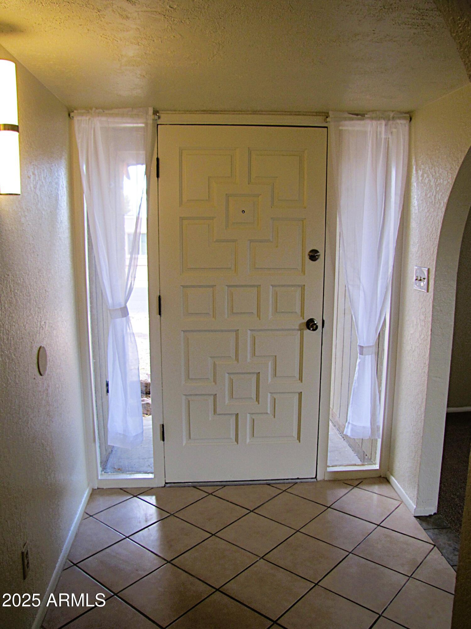 TOWN & COUNTRY ESTATES 12 - Residential Lease