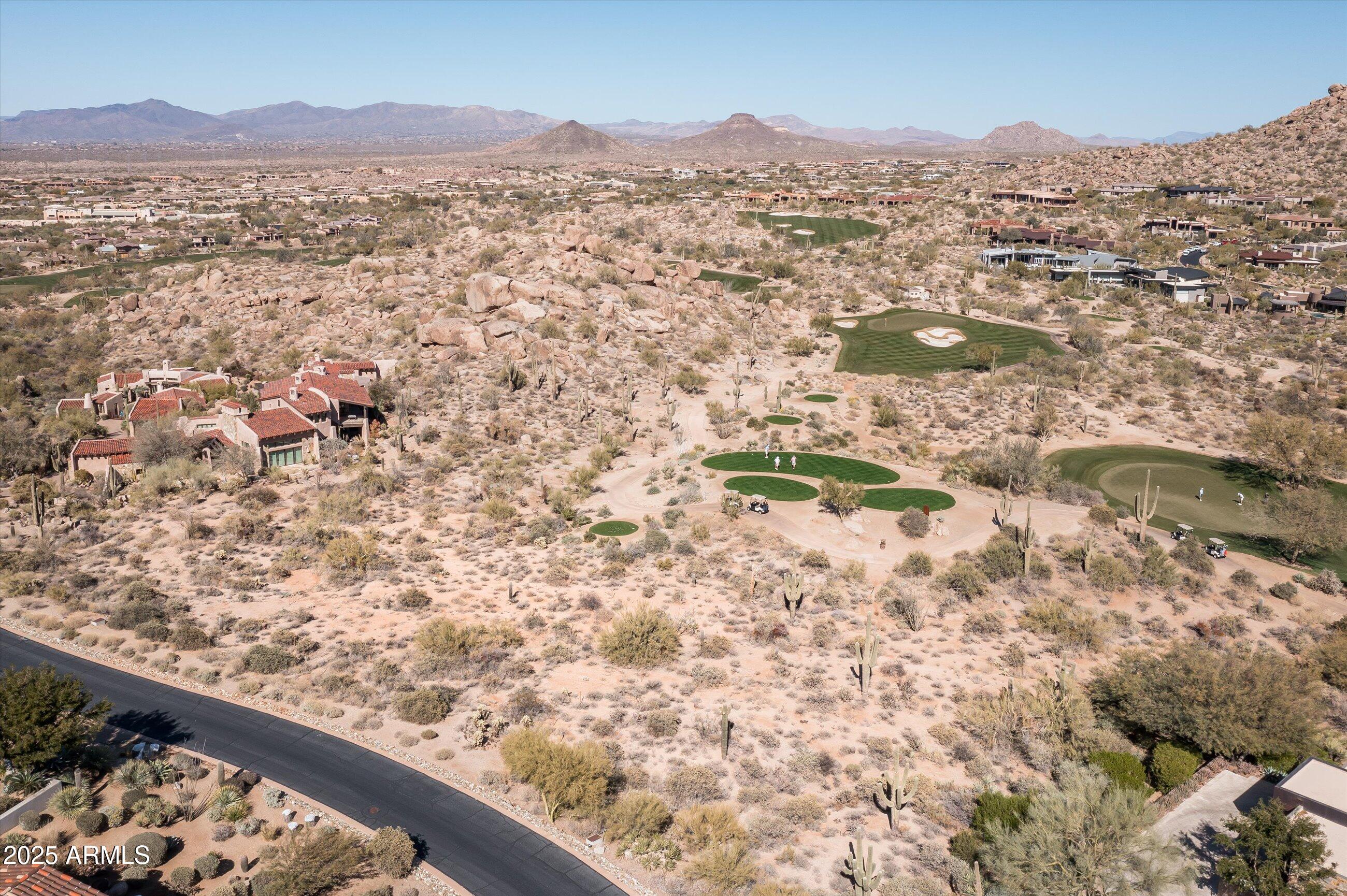 ESTANCIA - Land